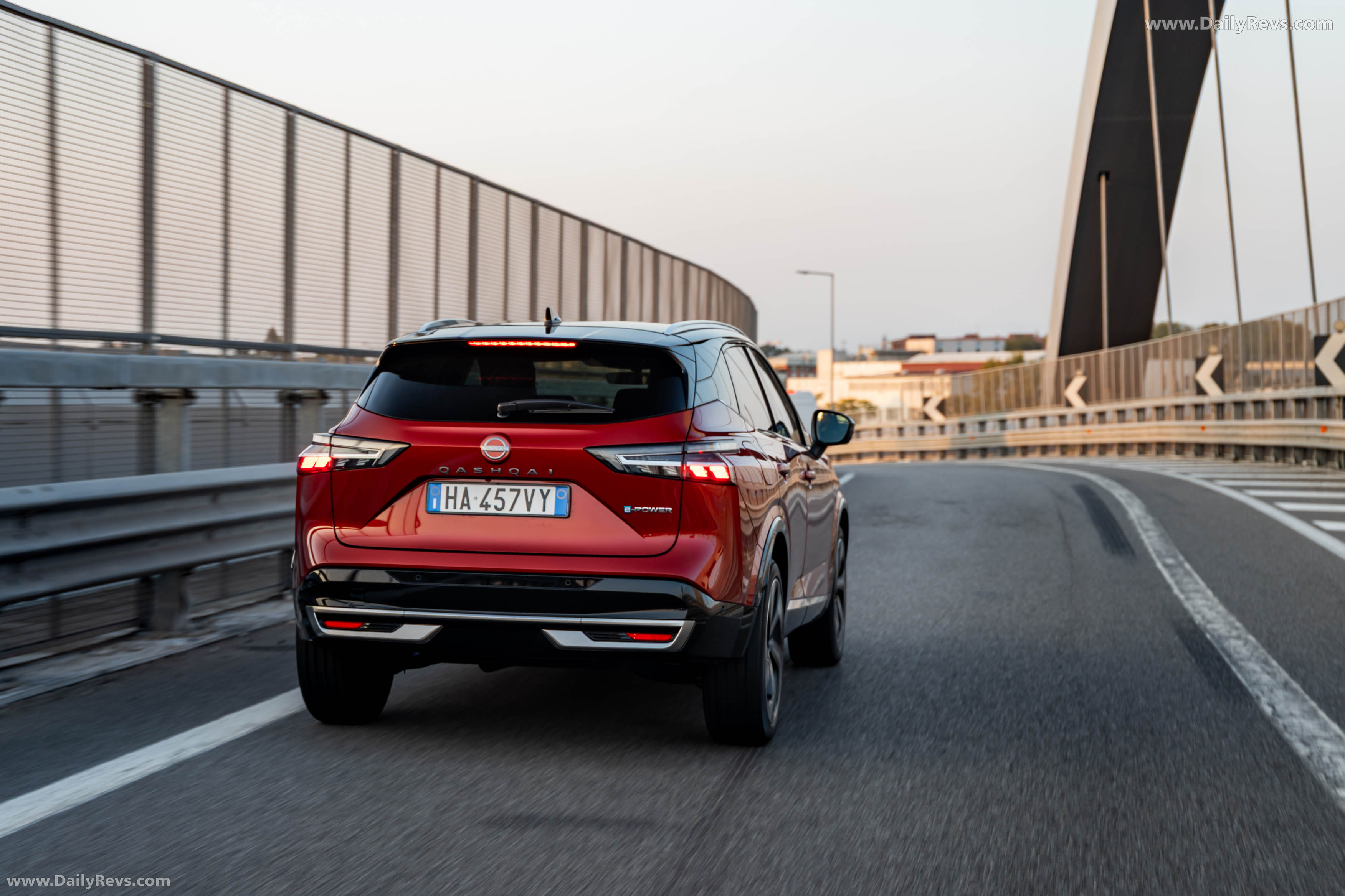 2026 Nissan Qashqai e‐POWER Fuji Sunset Red Rear View