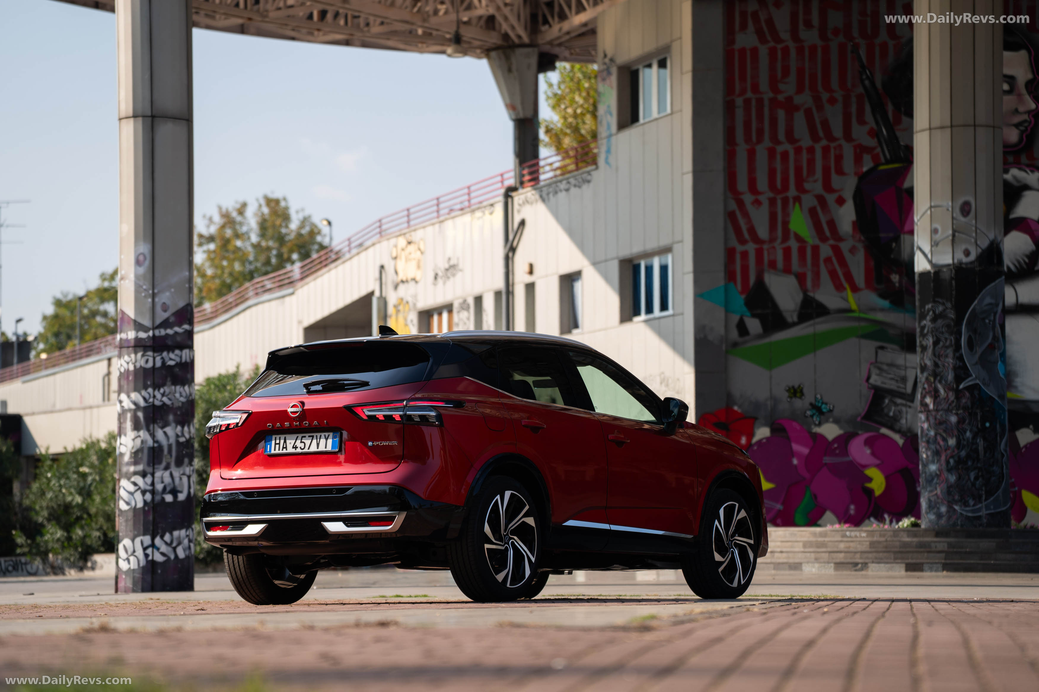 2026 Nissan Qashqai e‐POWER Fuji Sunset Red Rear View