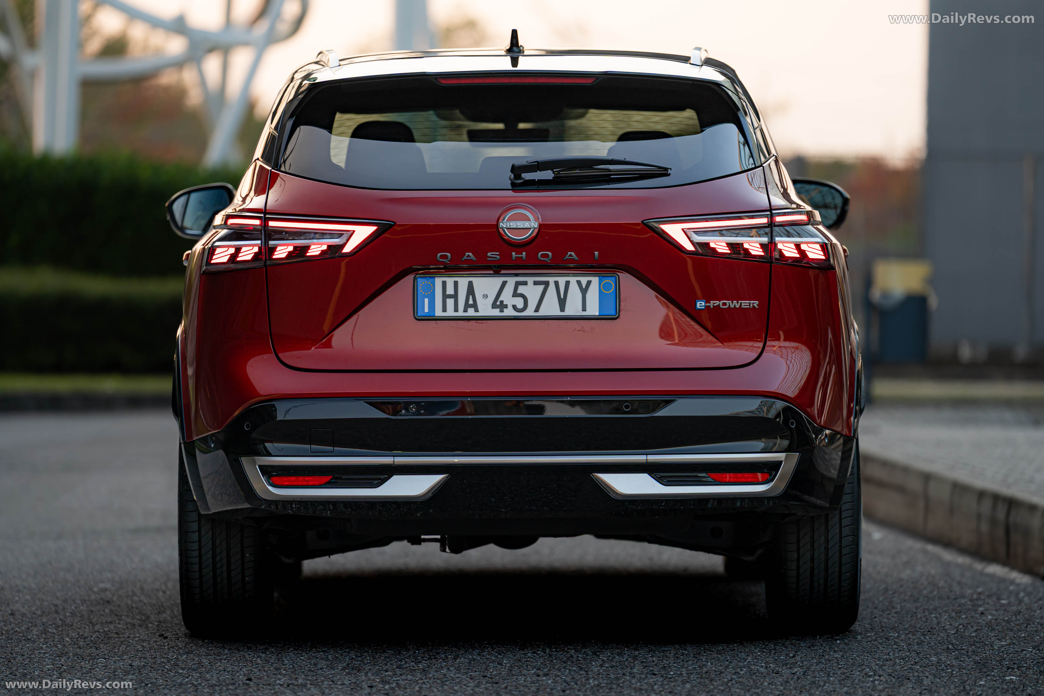 2026 Nissan Qashqai e‐POWER Fuji Sunset Red Rear View