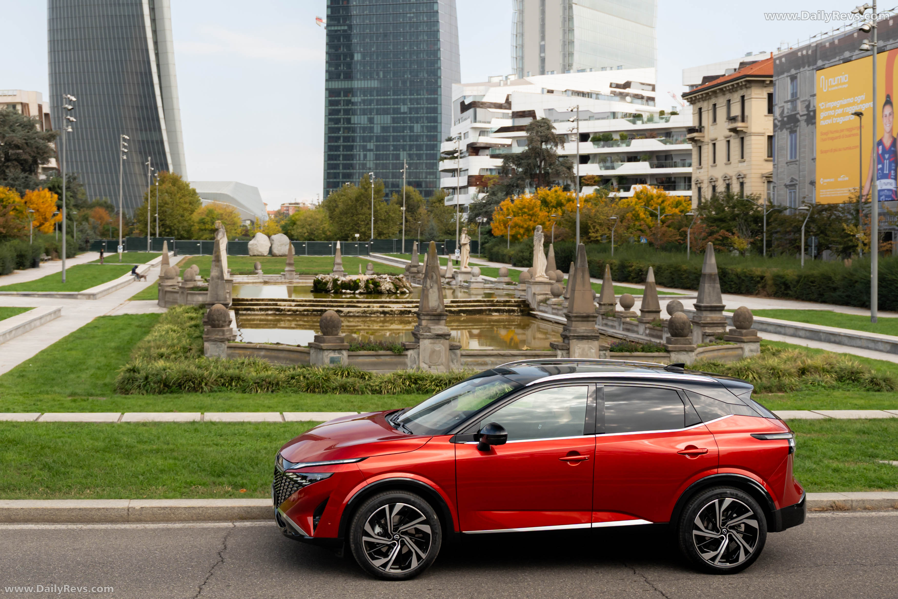 2026 Nissan Qashqai e‐POWER Fuji Sunset Red Side View