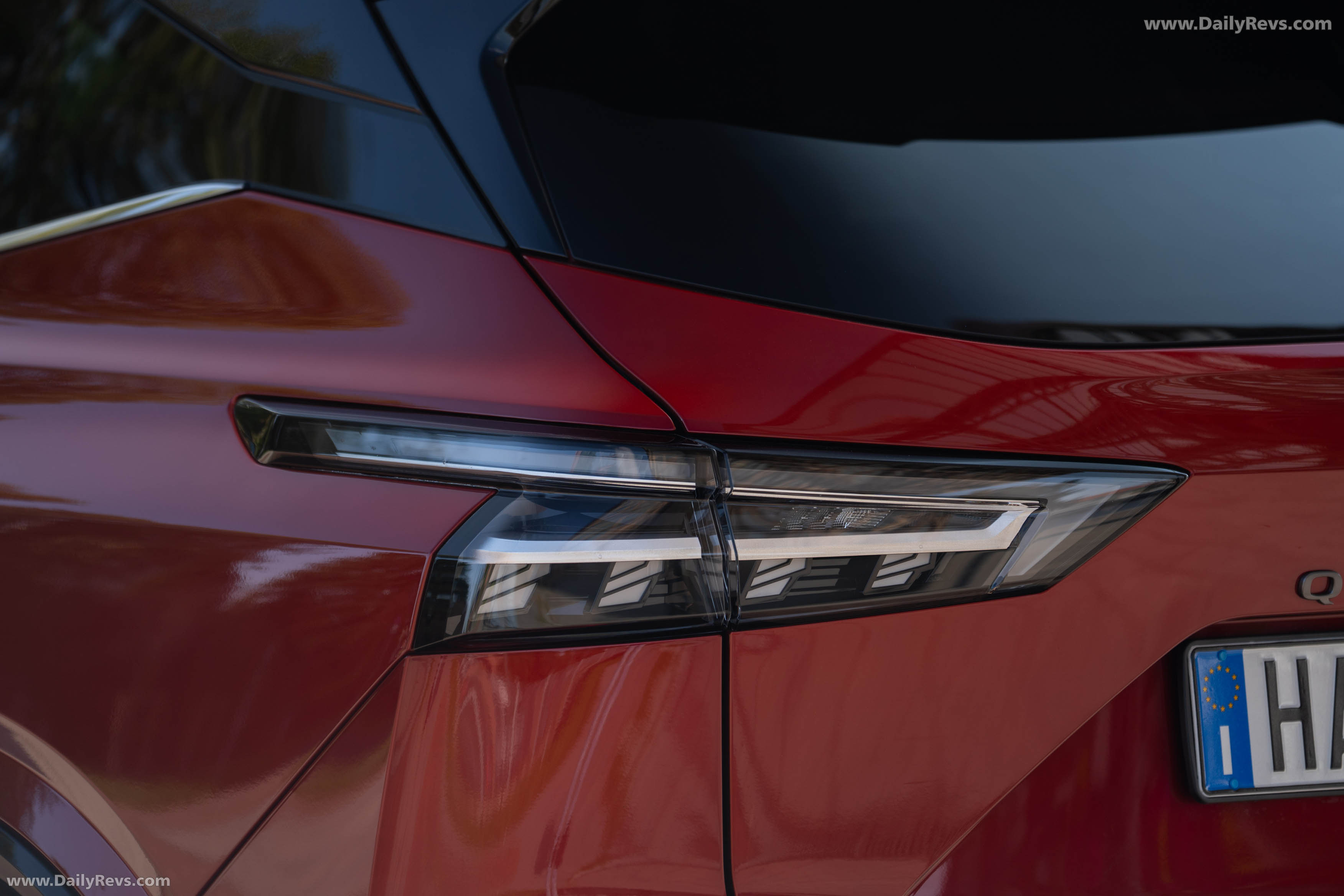 2026 Nissan Qashqai e‐POWER Fuji Sunset Red Exterior