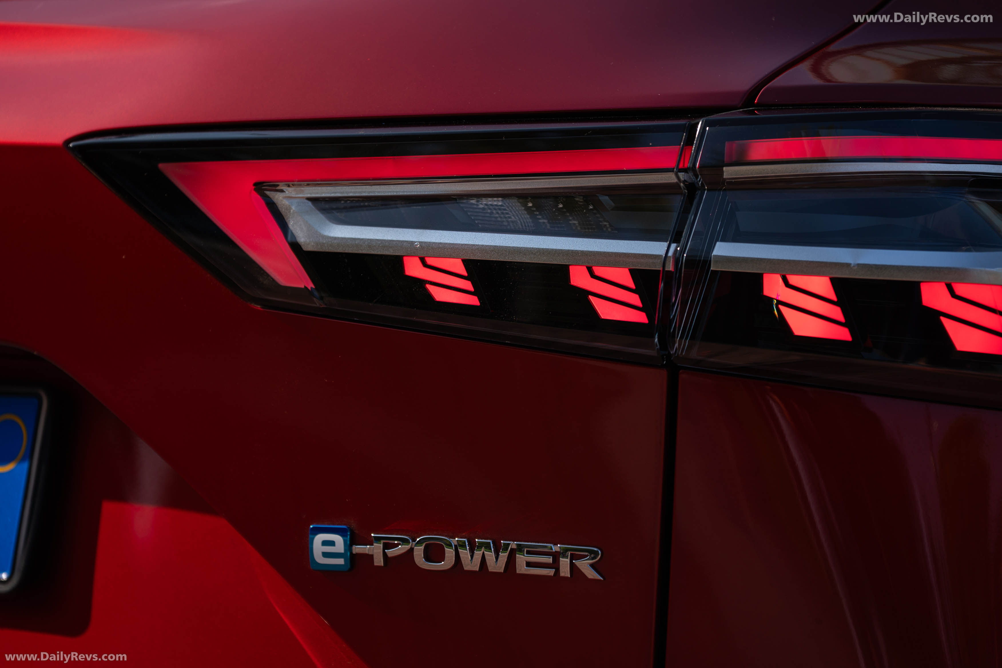 2026 Nissan Qashqai e‐POWER Fuji Sunset Red Exterior