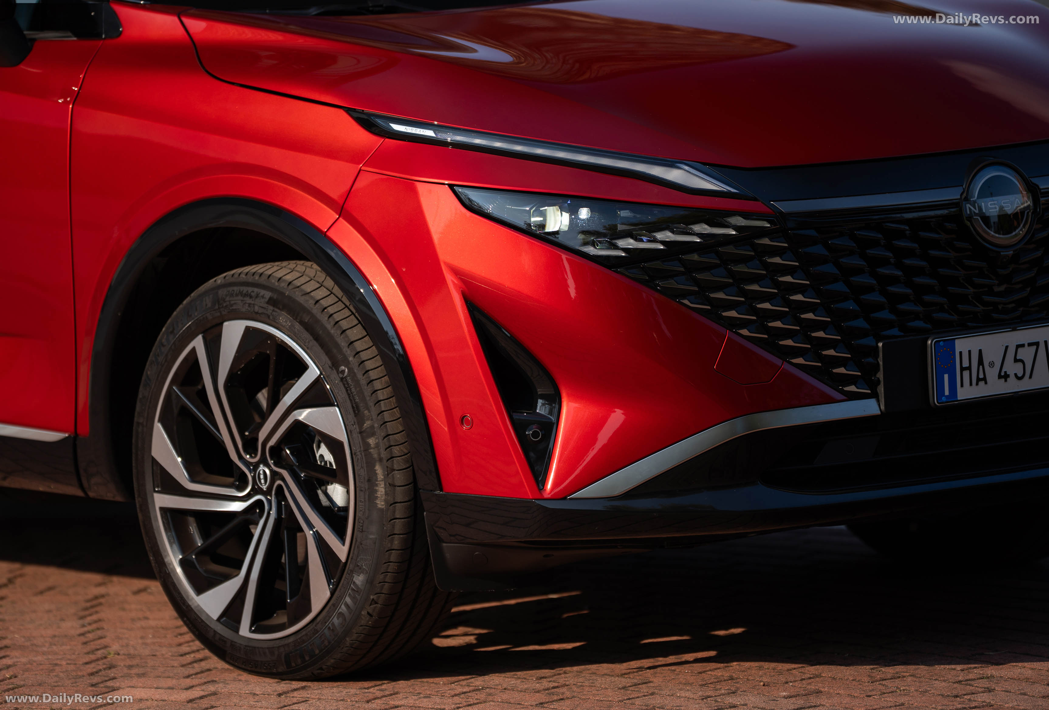 2026 Nissan Qashqai e‐POWER Fuji Sunset Red Exterior