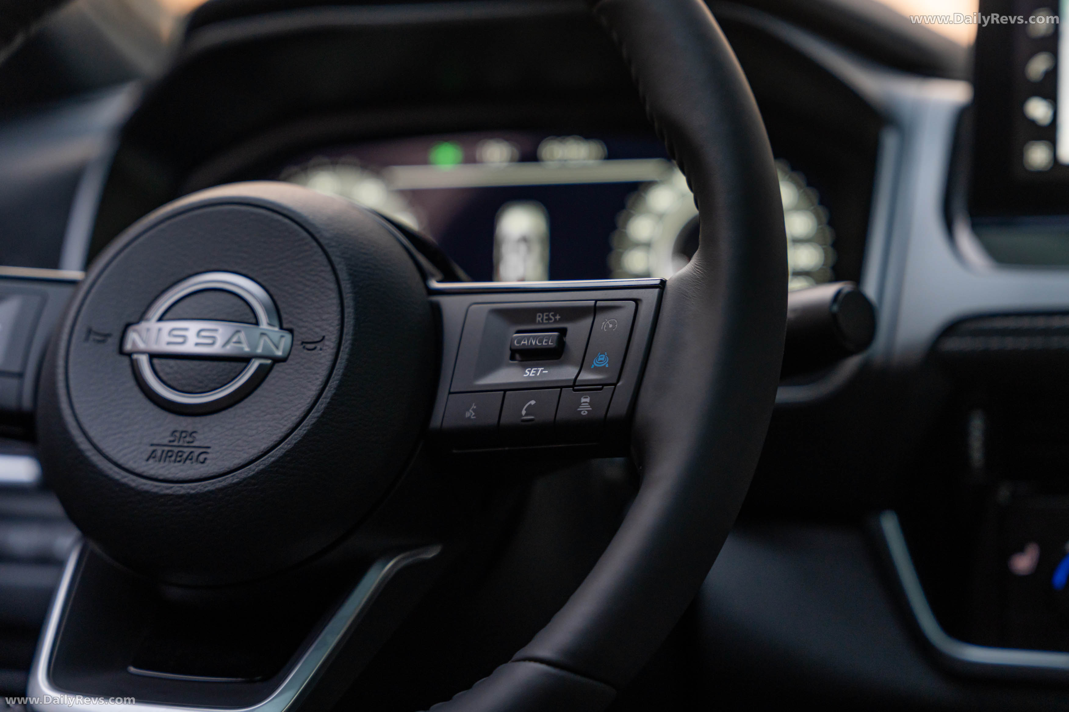 2026 Nissan Qashqai e‐POWER Fuji Sunset Red Interior