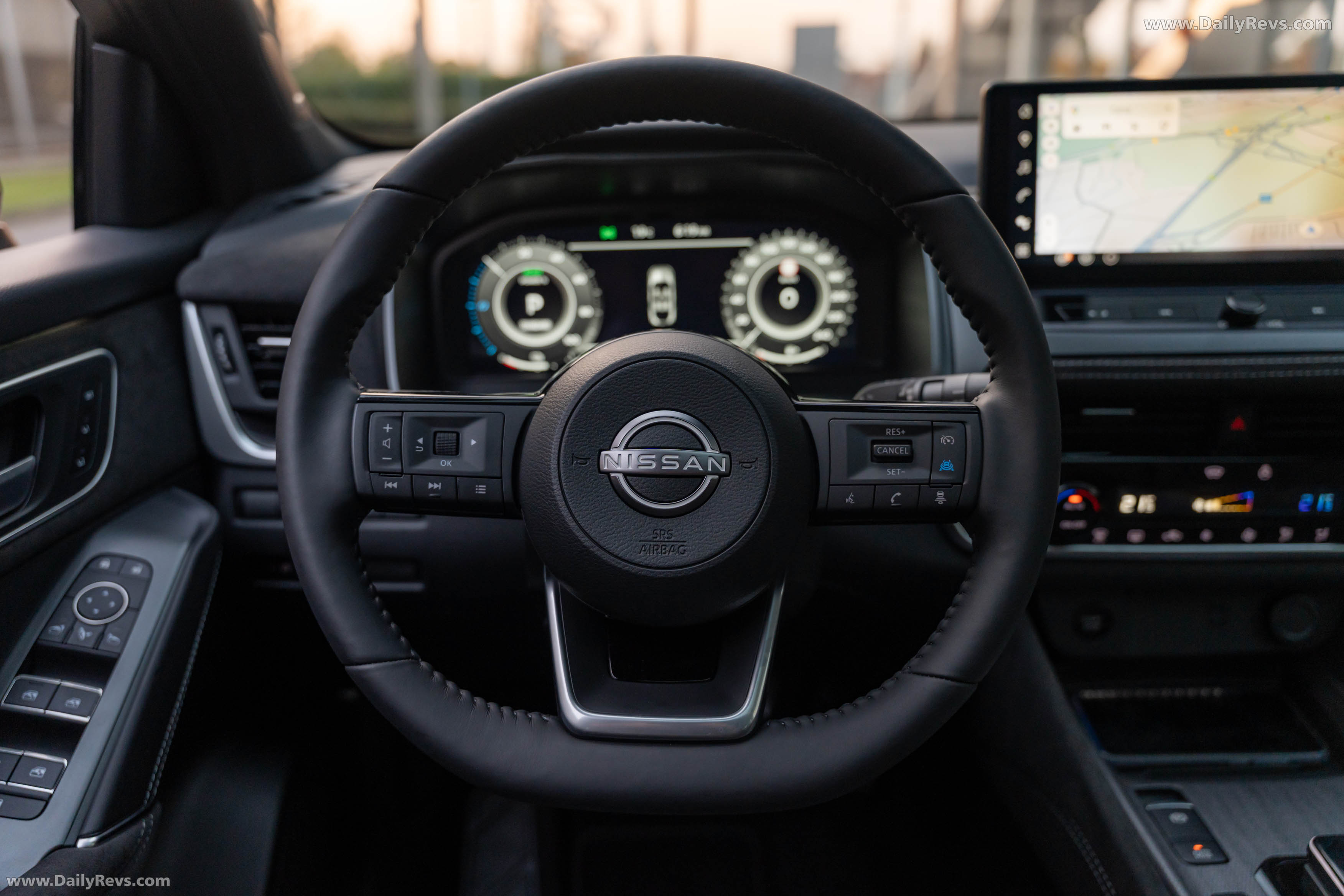 2026 Nissan Qashqai e‐POWER Fuji Sunset Red Interior