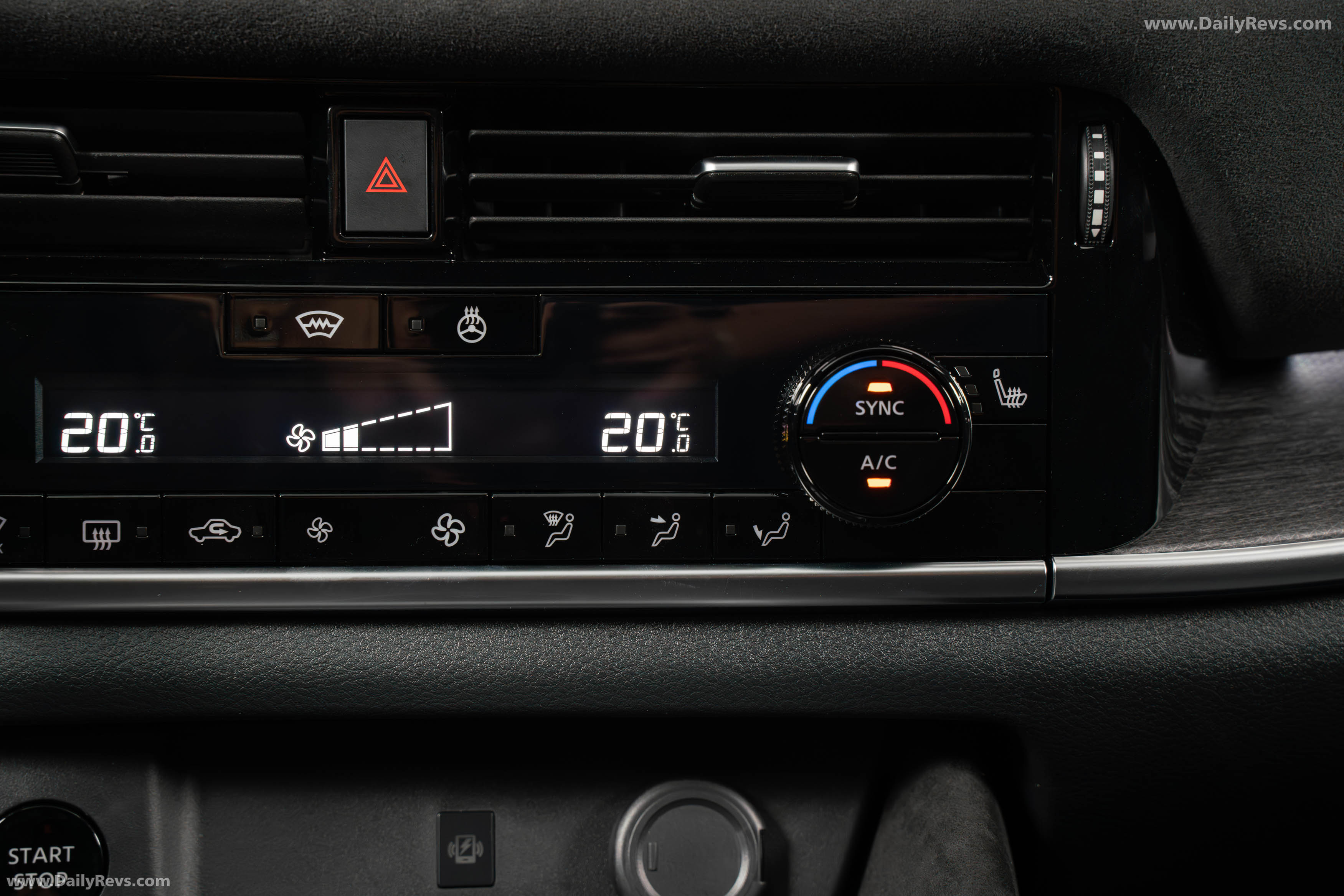 2026 Nissan Qashqai e‐POWER Fuji Sunset Red Interior