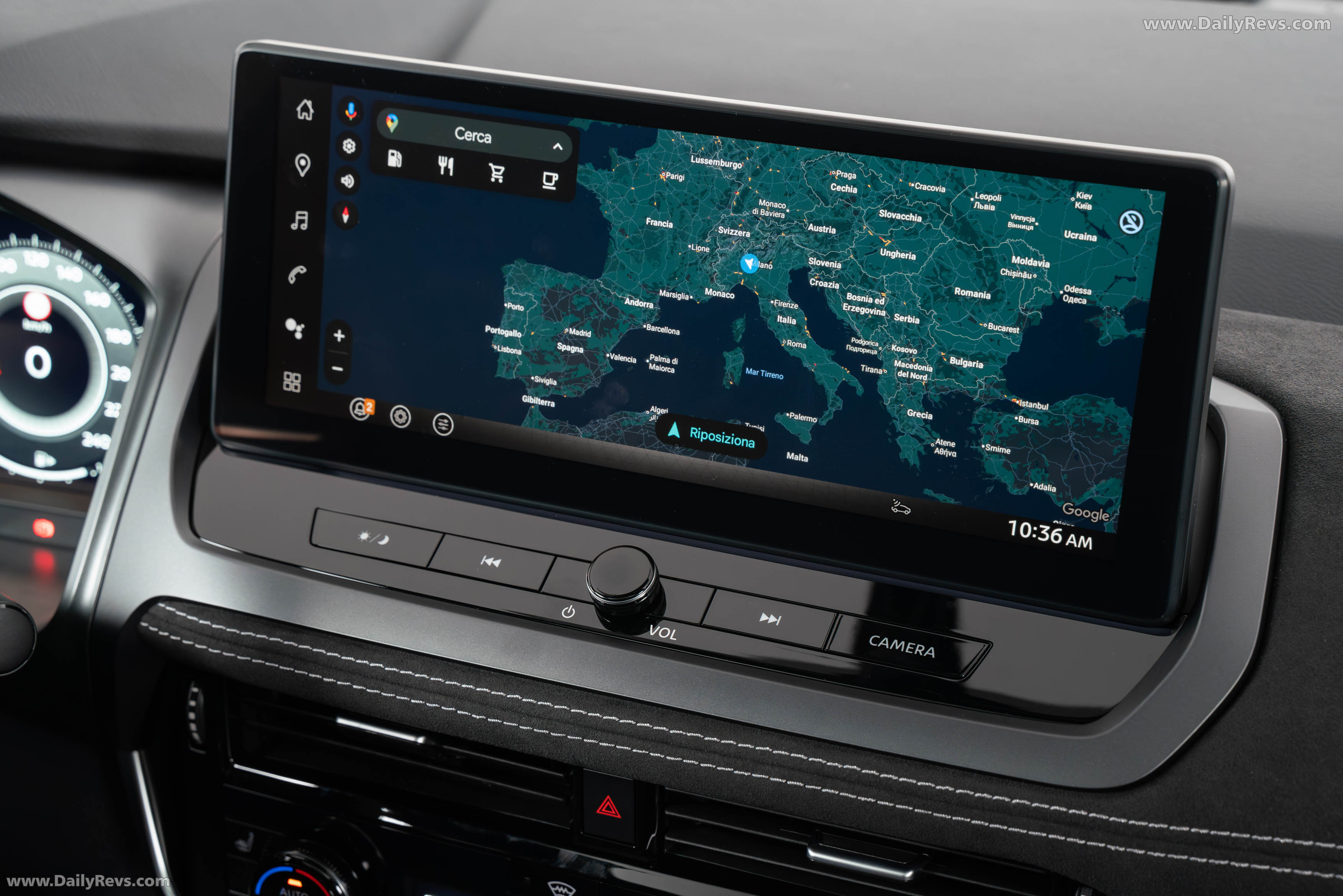 2026 Nissan Qashqai e‐POWER Fuji Sunset Red Interior