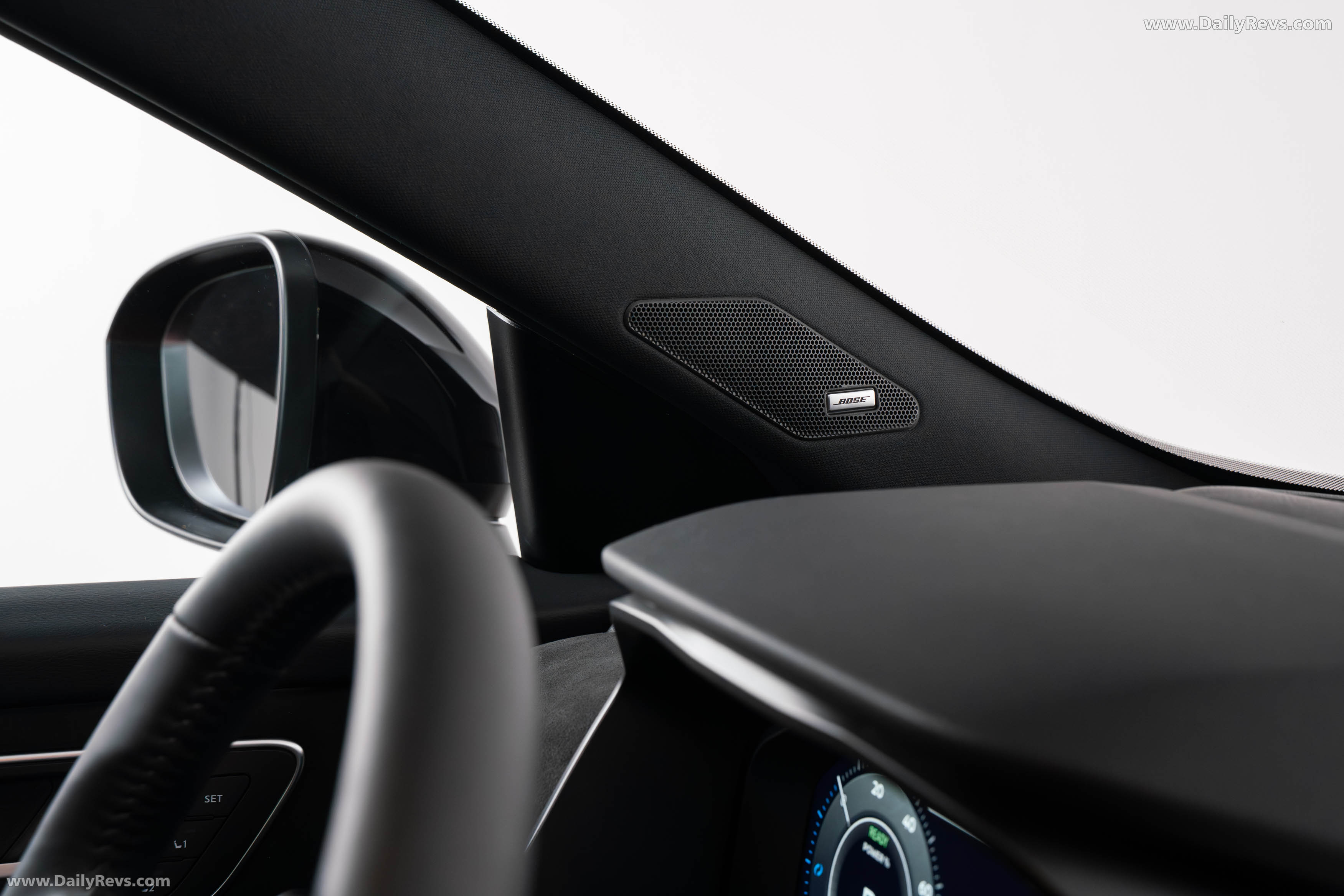 2026 Nissan Qashqai e‐POWER Fuji Sunset Red Interior