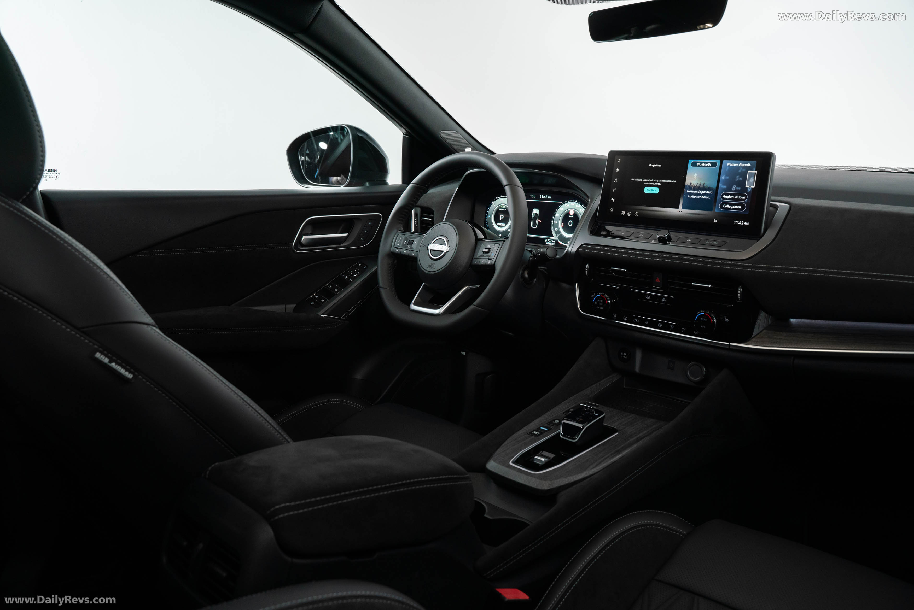 2026 Nissan Qashqai e‐POWER Fuji Sunset Red Interior