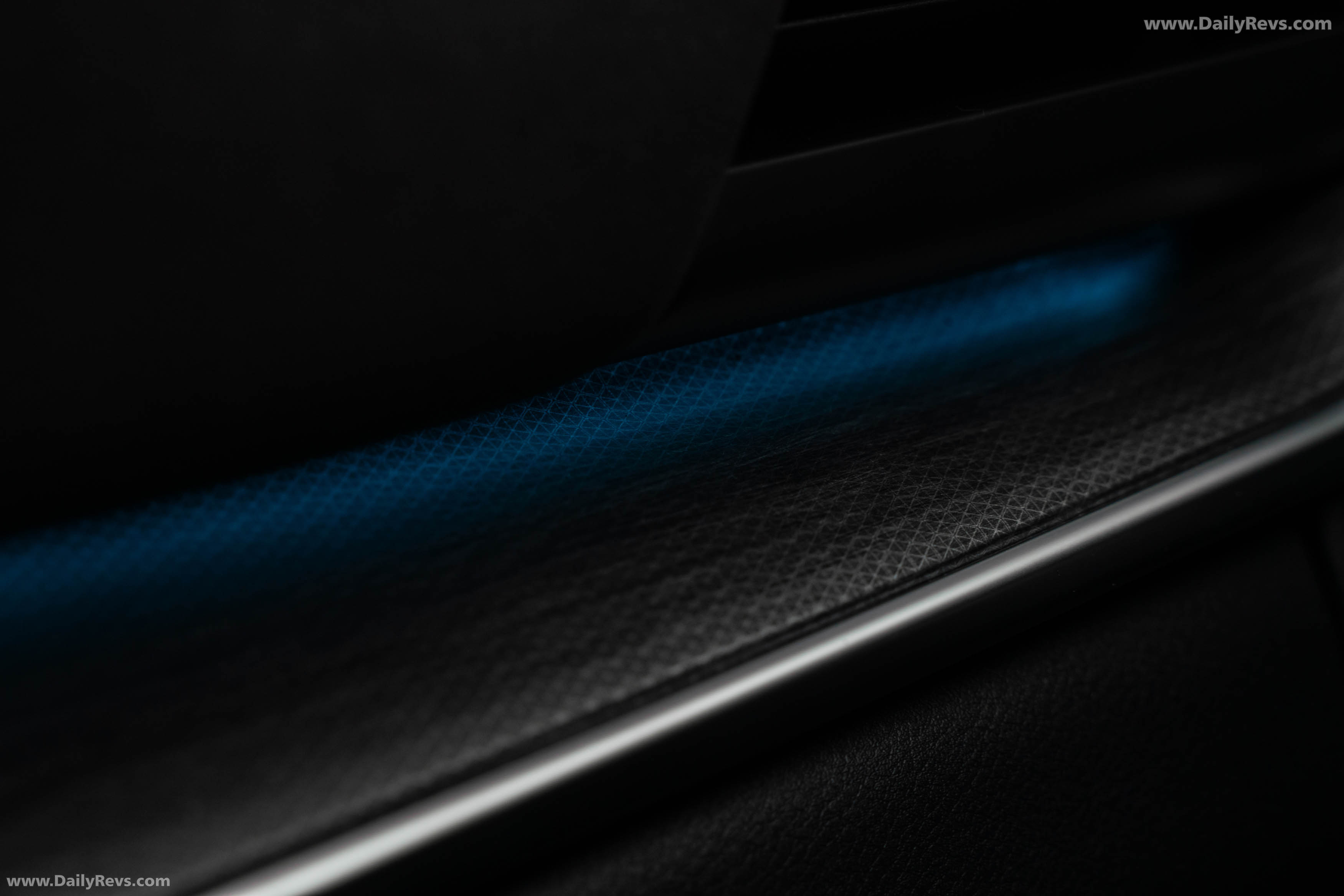 2026 Nissan Qashqai e‐POWER Fuji Sunset Red Interior