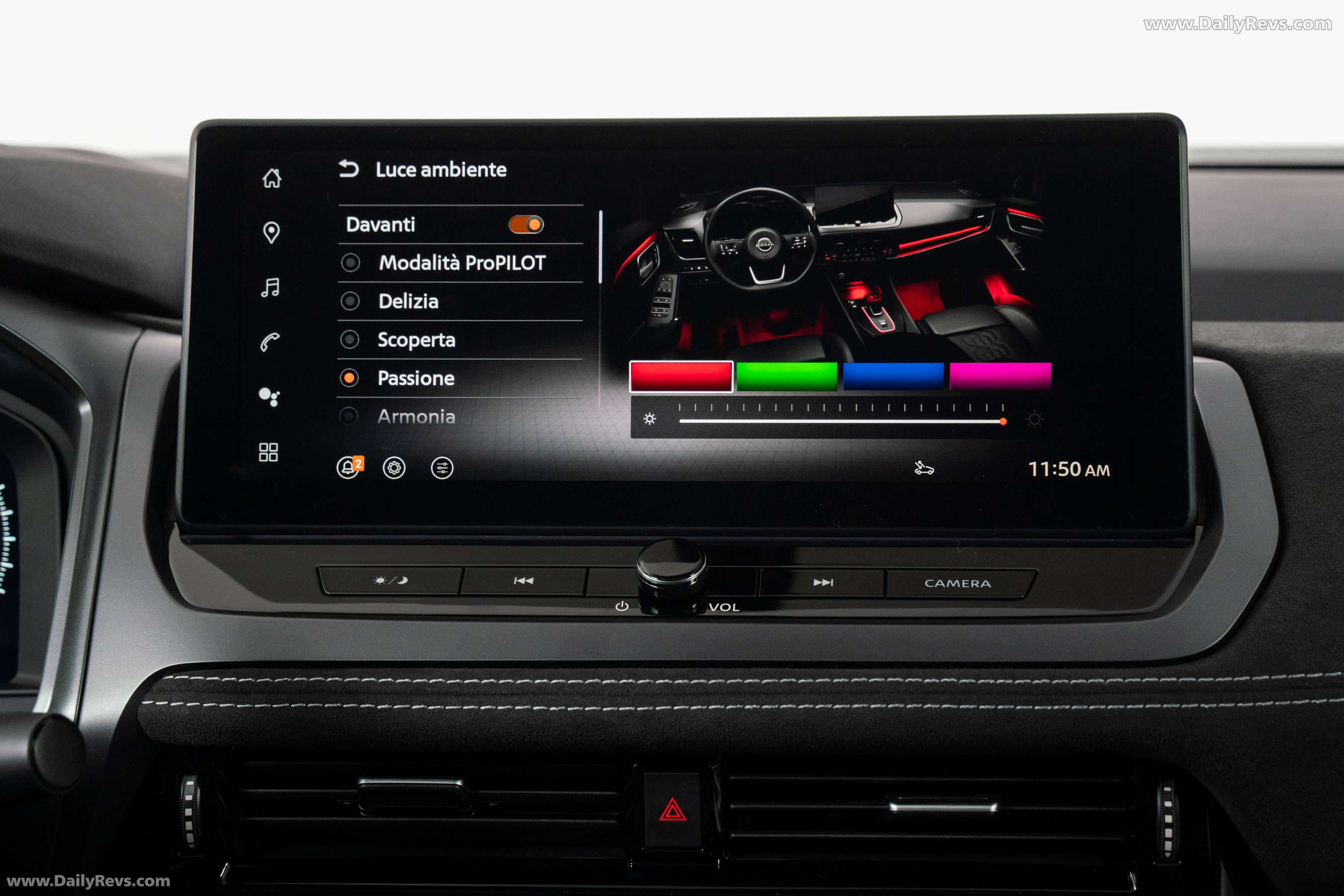 2026 Nissan Qashqai e‐POWER Fuji Sunset Red Interior