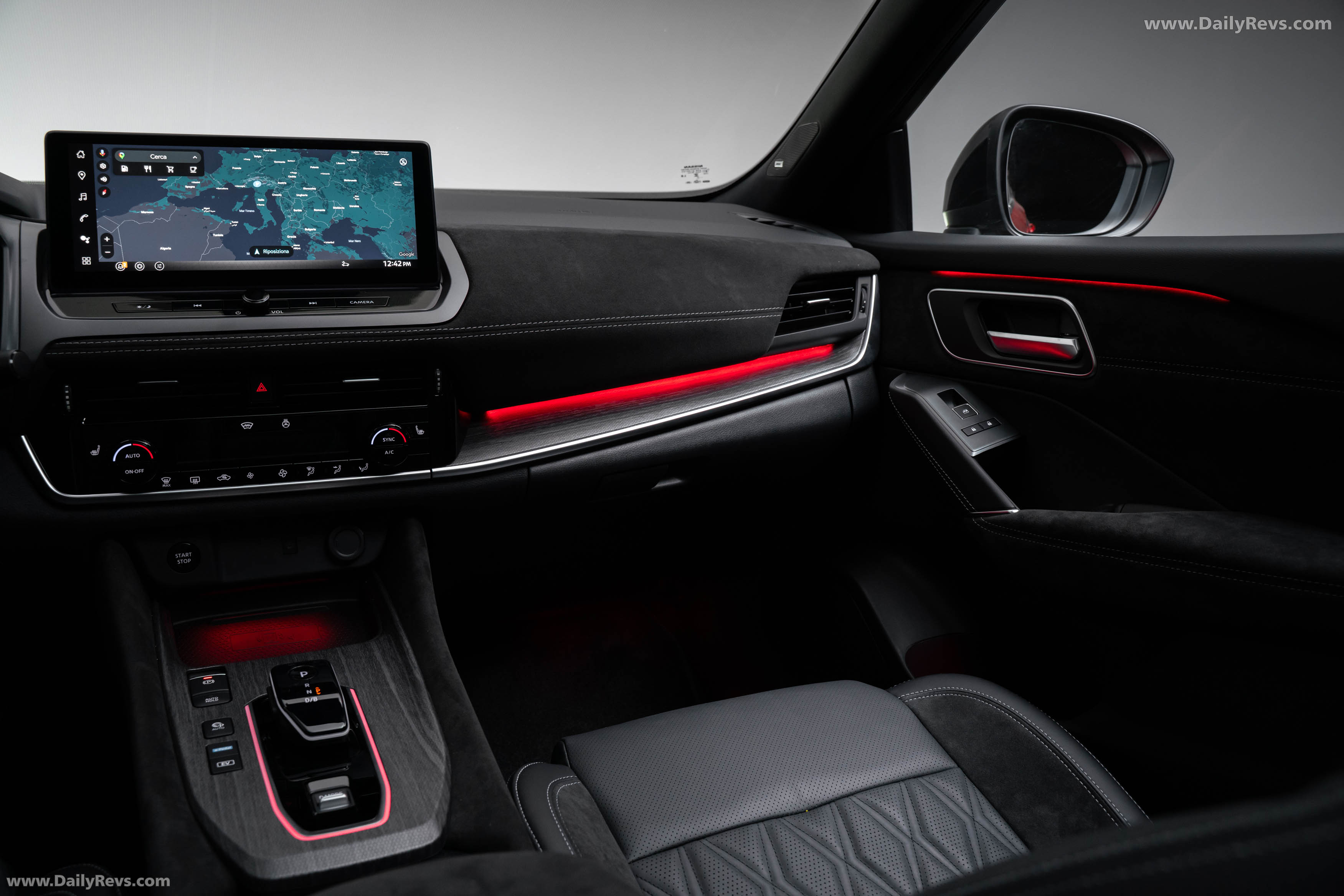 2026 Nissan Qashqai e‐POWER Fuji Sunset Red Interior