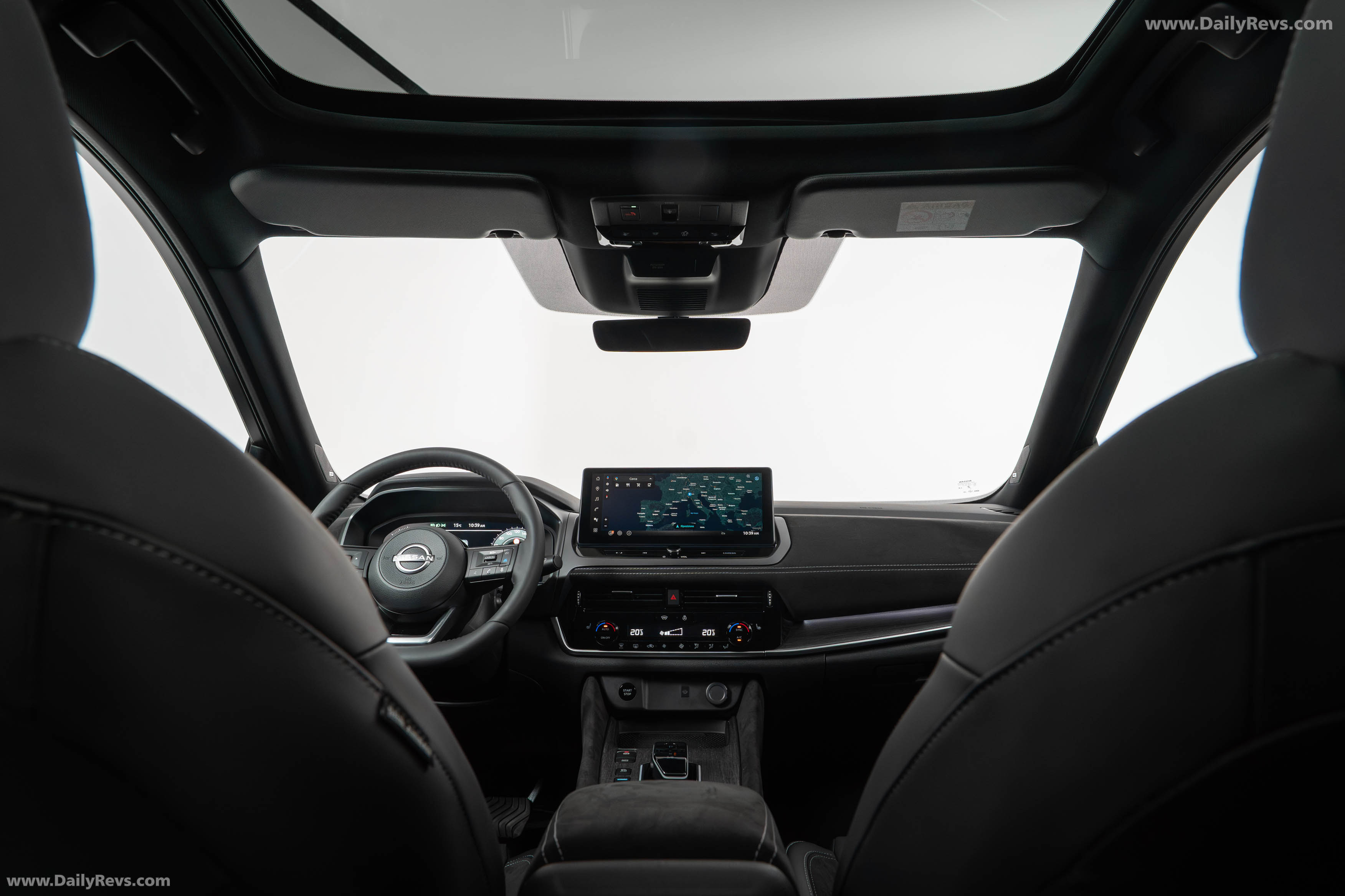 2026 Nissan Qashqai e‐POWER Fuji Sunset Red Interior