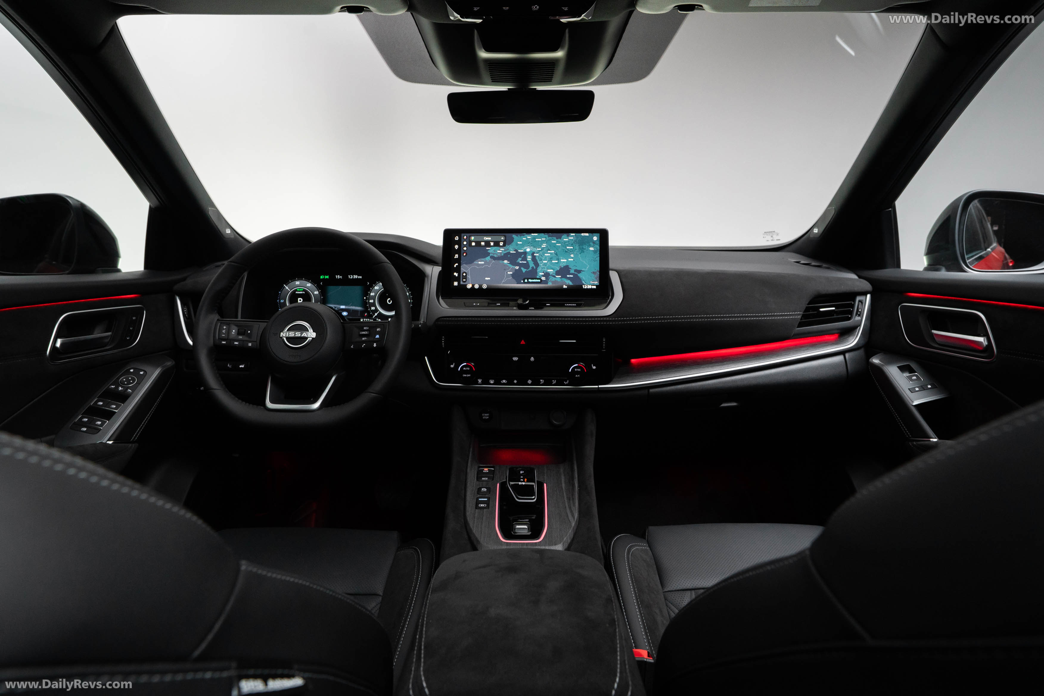 2026 Nissan Qashqai e‐POWER Fuji Sunset Red Interior