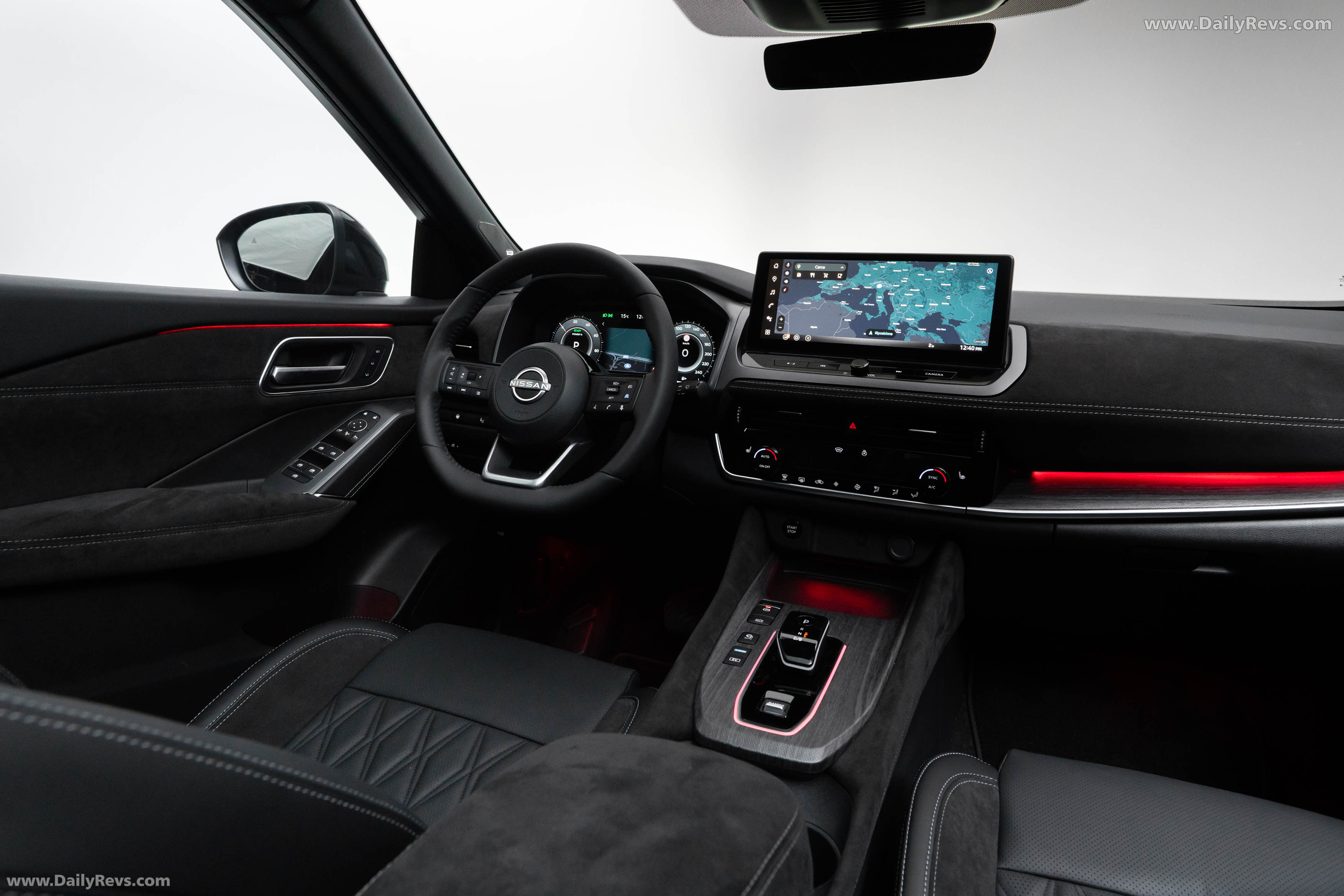 2026 Nissan Qashqai e‐POWER Fuji Sunset Red Interior