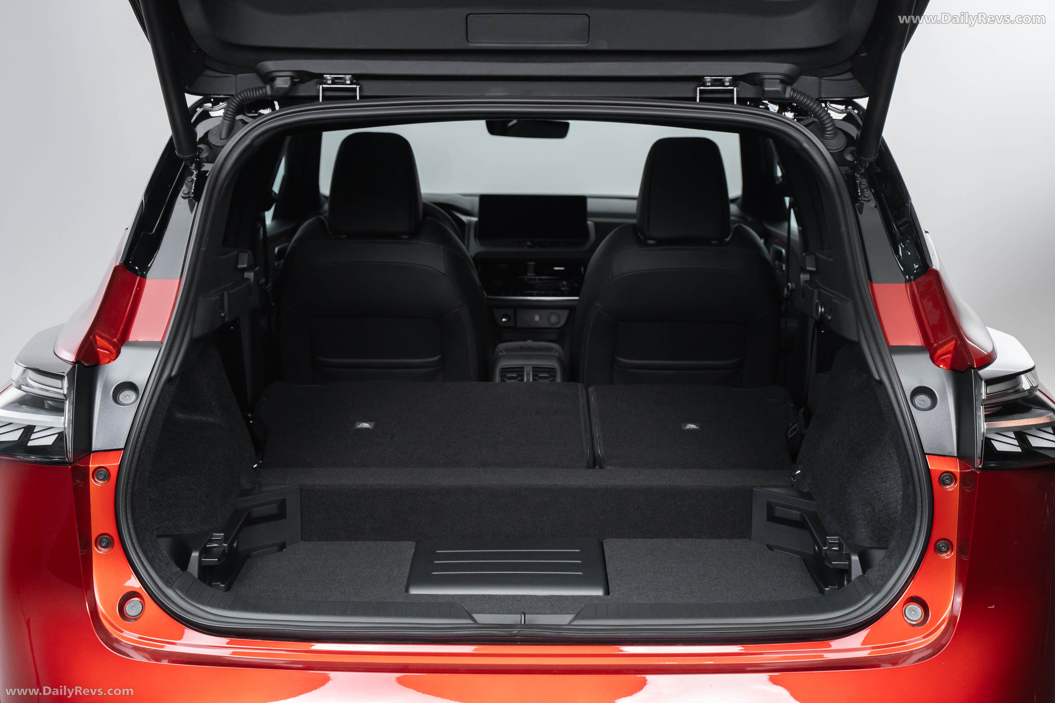 2026 Nissan Qashqai e‐POWER Fuji Sunset Red Interior