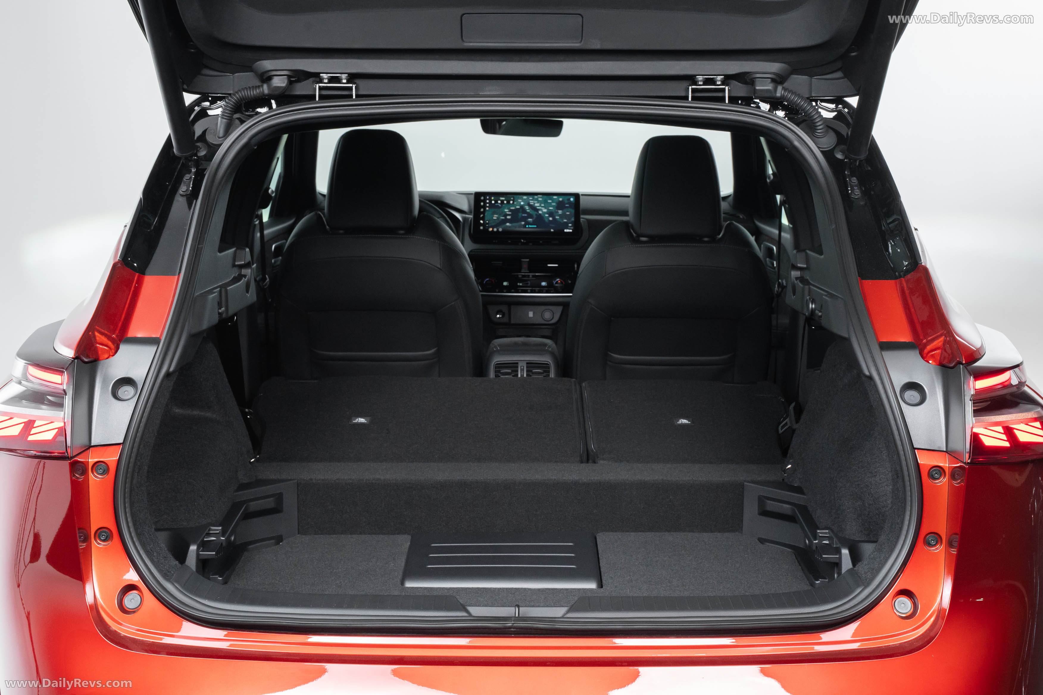 2026 Nissan Qashqai e‐POWER Fuji Sunset Red Interior