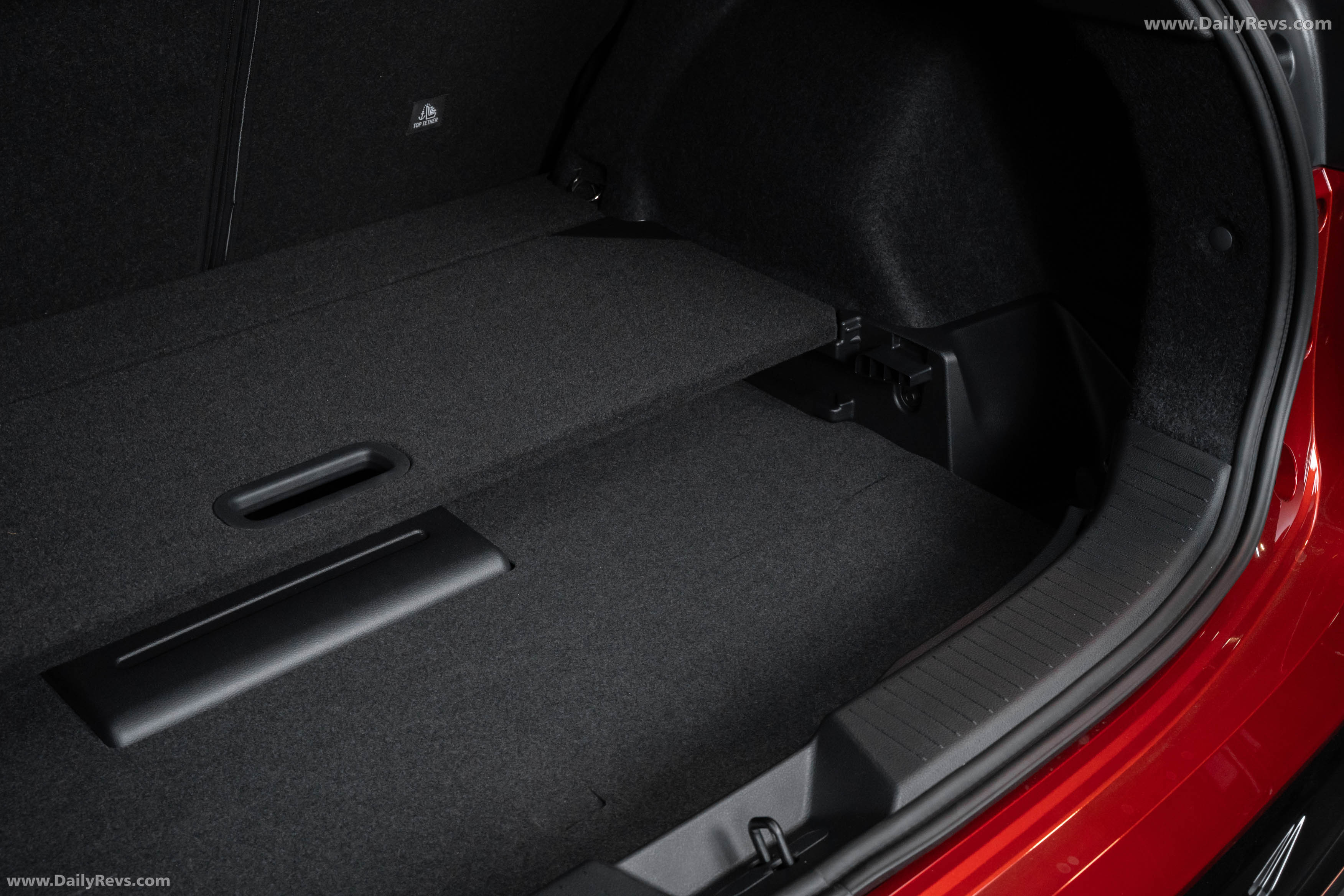 2026 Nissan Qashqai e‐POWER Fuji Sunset Red Interior