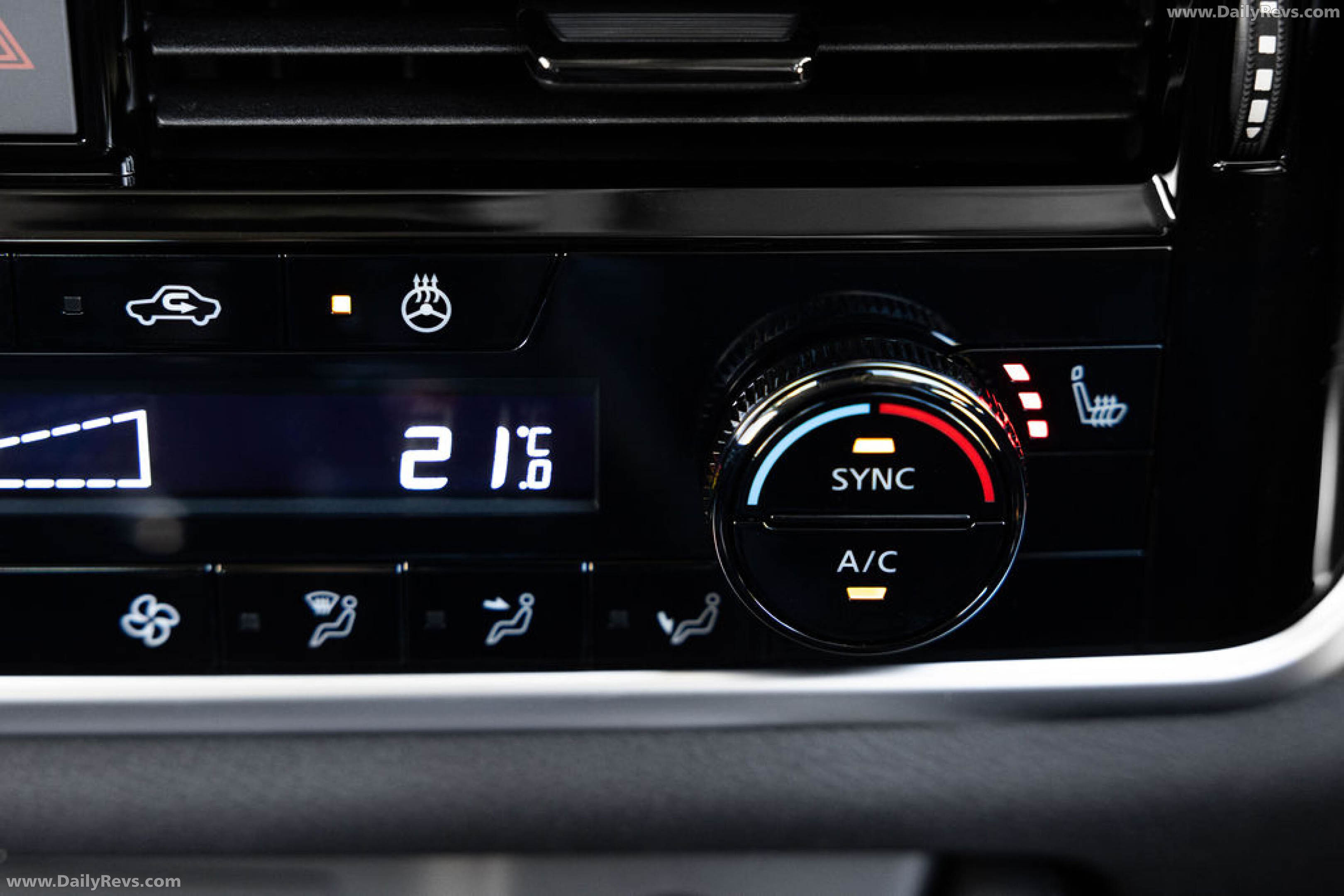 2026 Nissan X-Trail Ti-L e-POWER Interior
