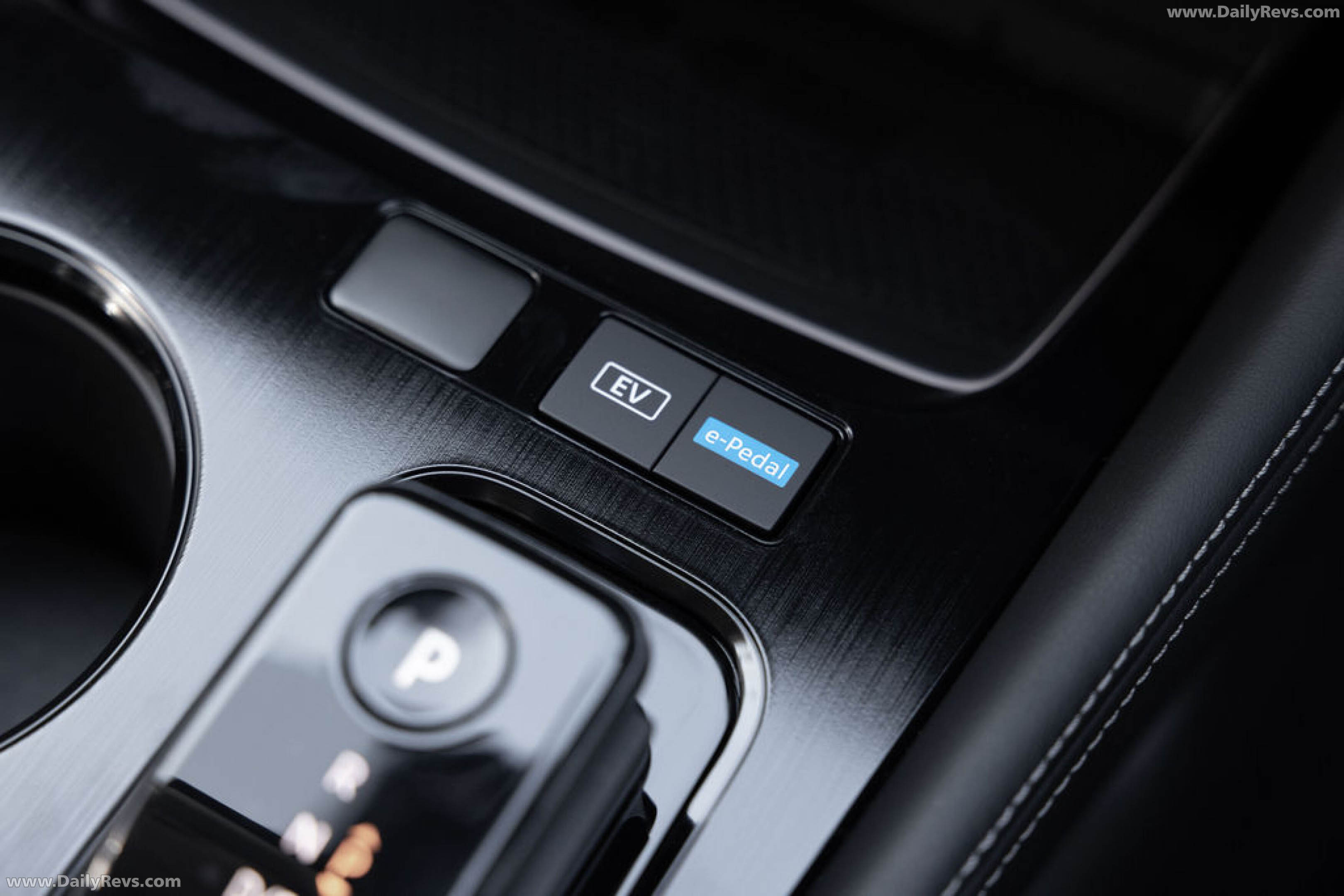 2026 Nissan X-Trail Ti-L e-POWER Interior