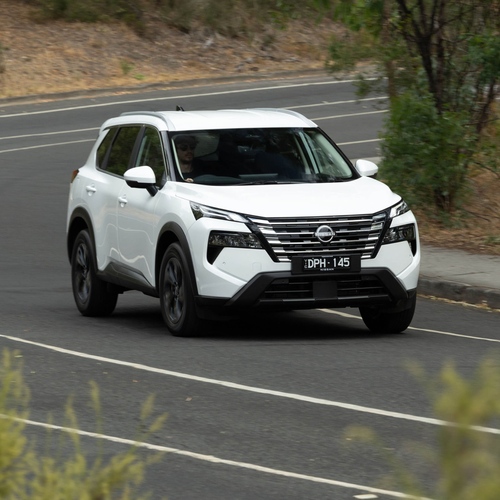 2026 Nissan X-Trail ST-L Front View