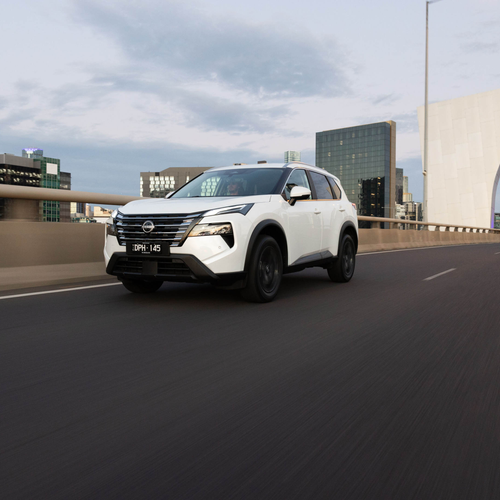 2026 Nissan X-Trail ST-L Front View
