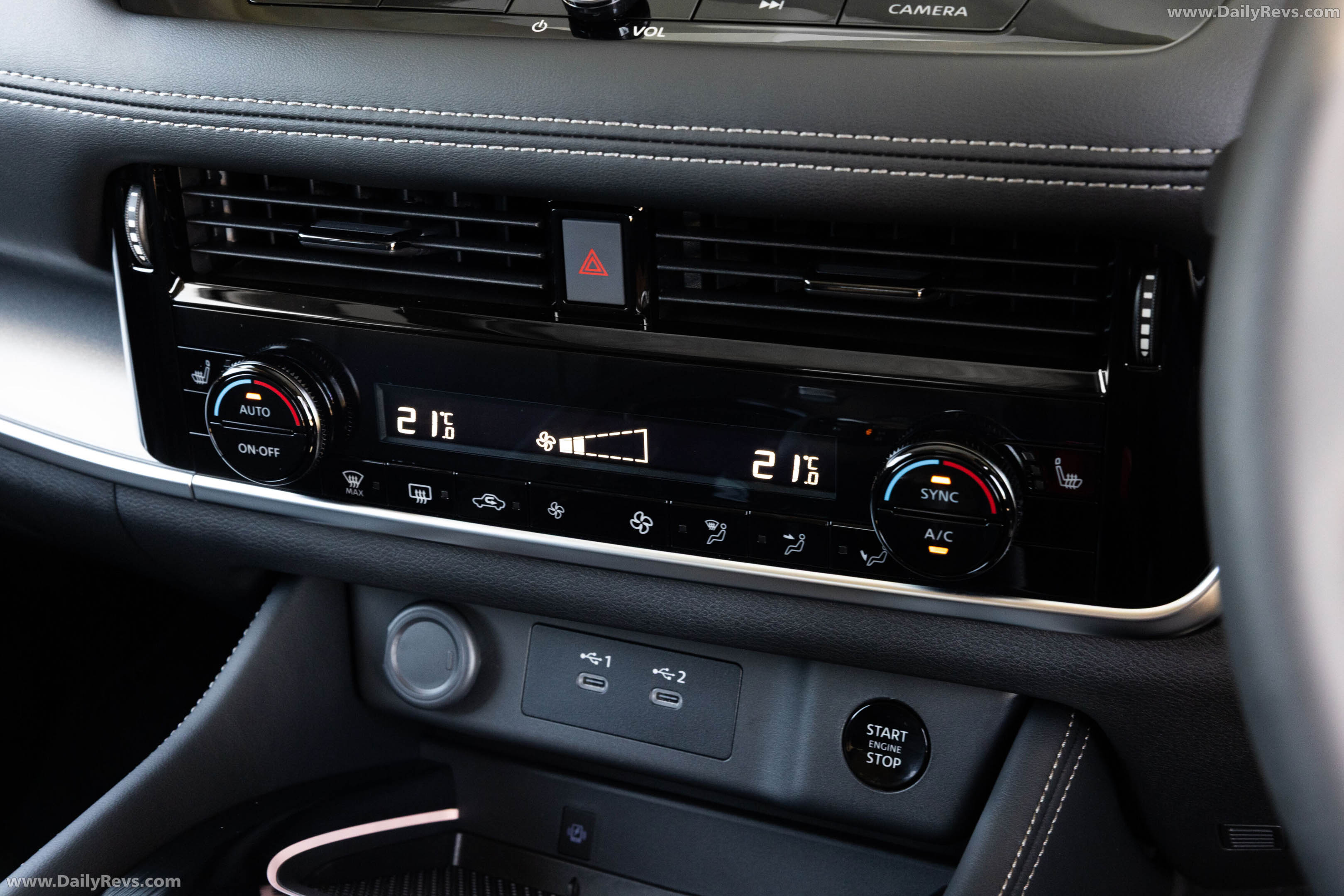2026 Nissan X-Trail ST-L Interior