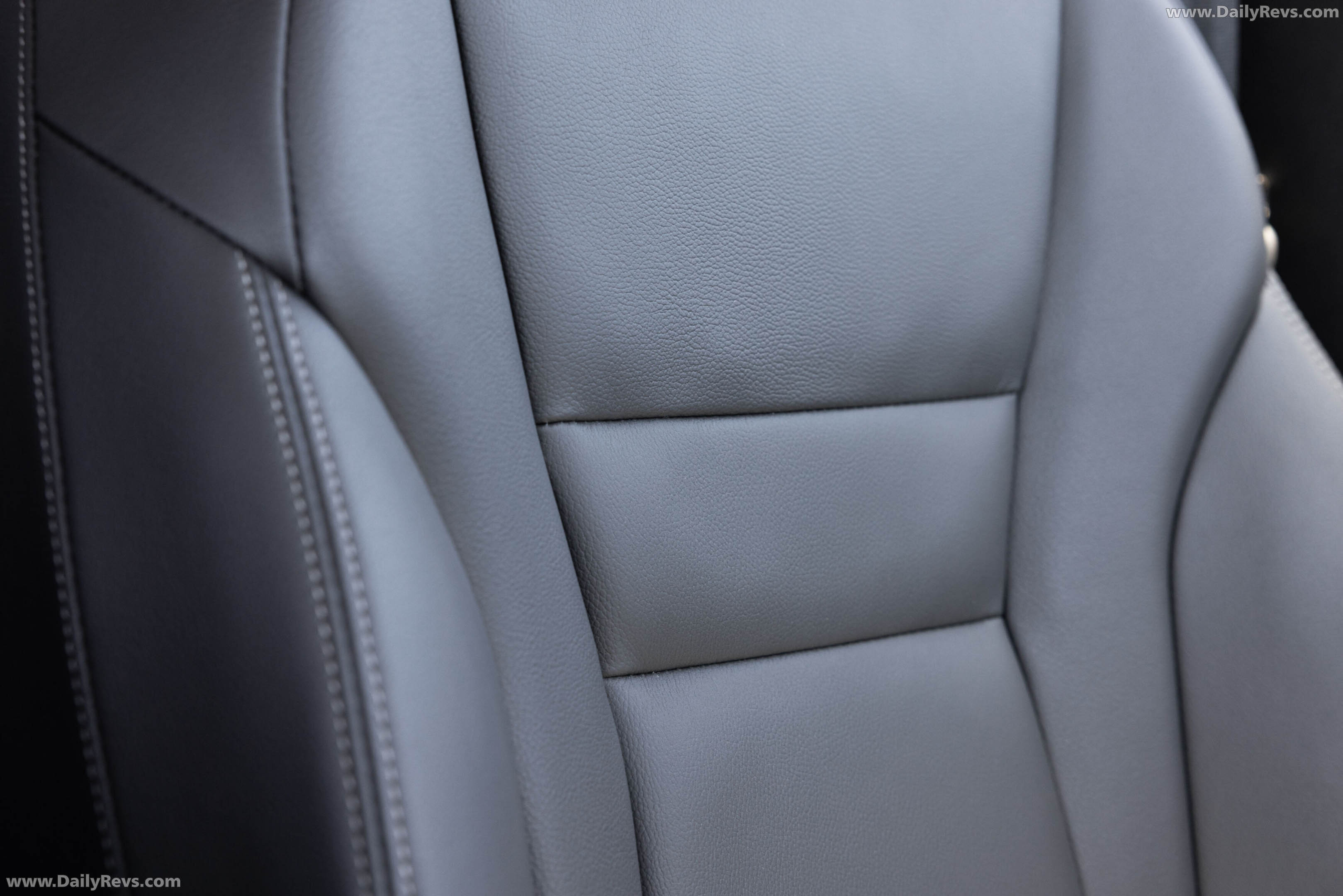 2026 Nissan X-Trail ST-L Interior
