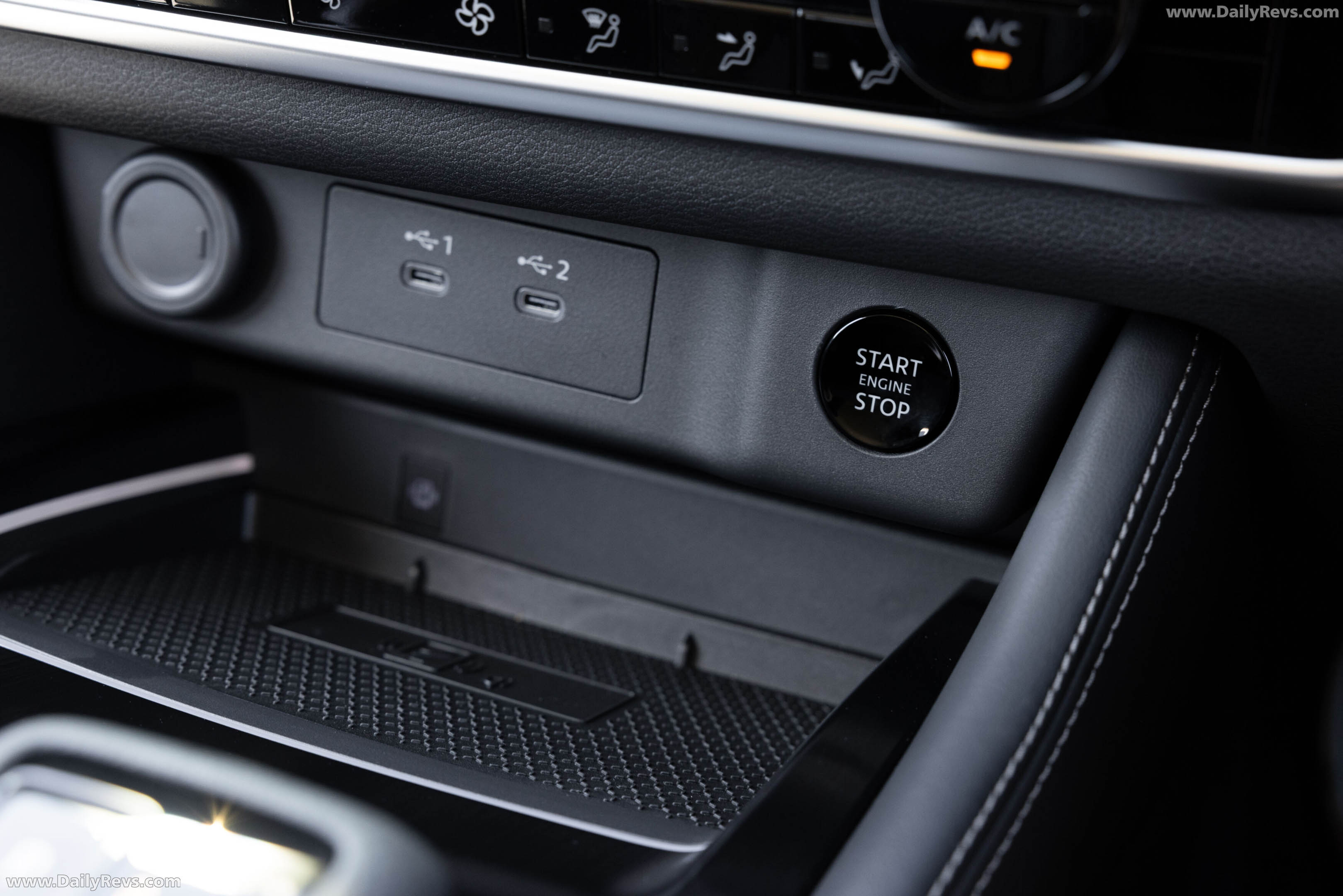 2026 Nissan X-Trail ST-L Interior