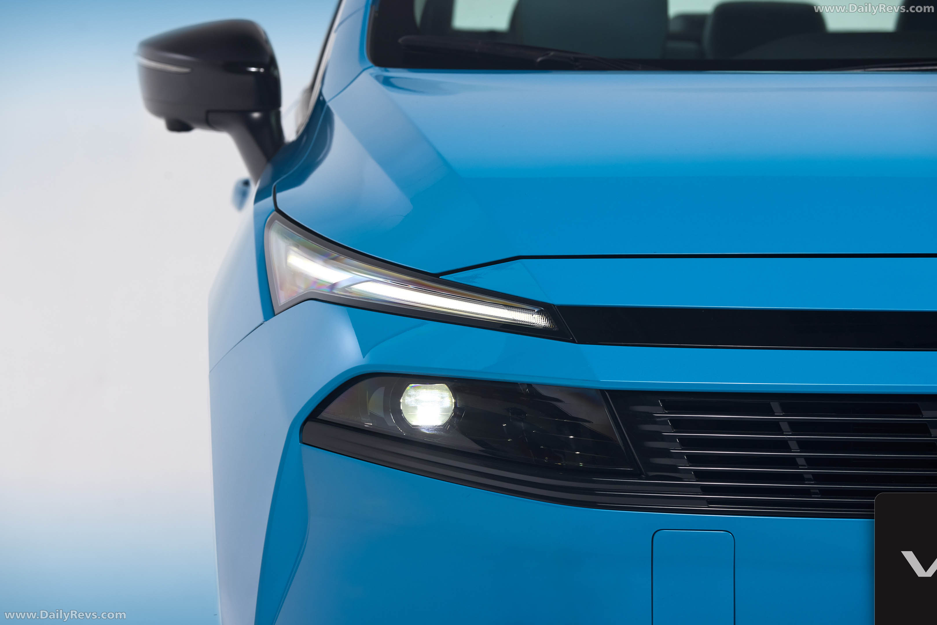 2026 Nissan Versa Exterior
