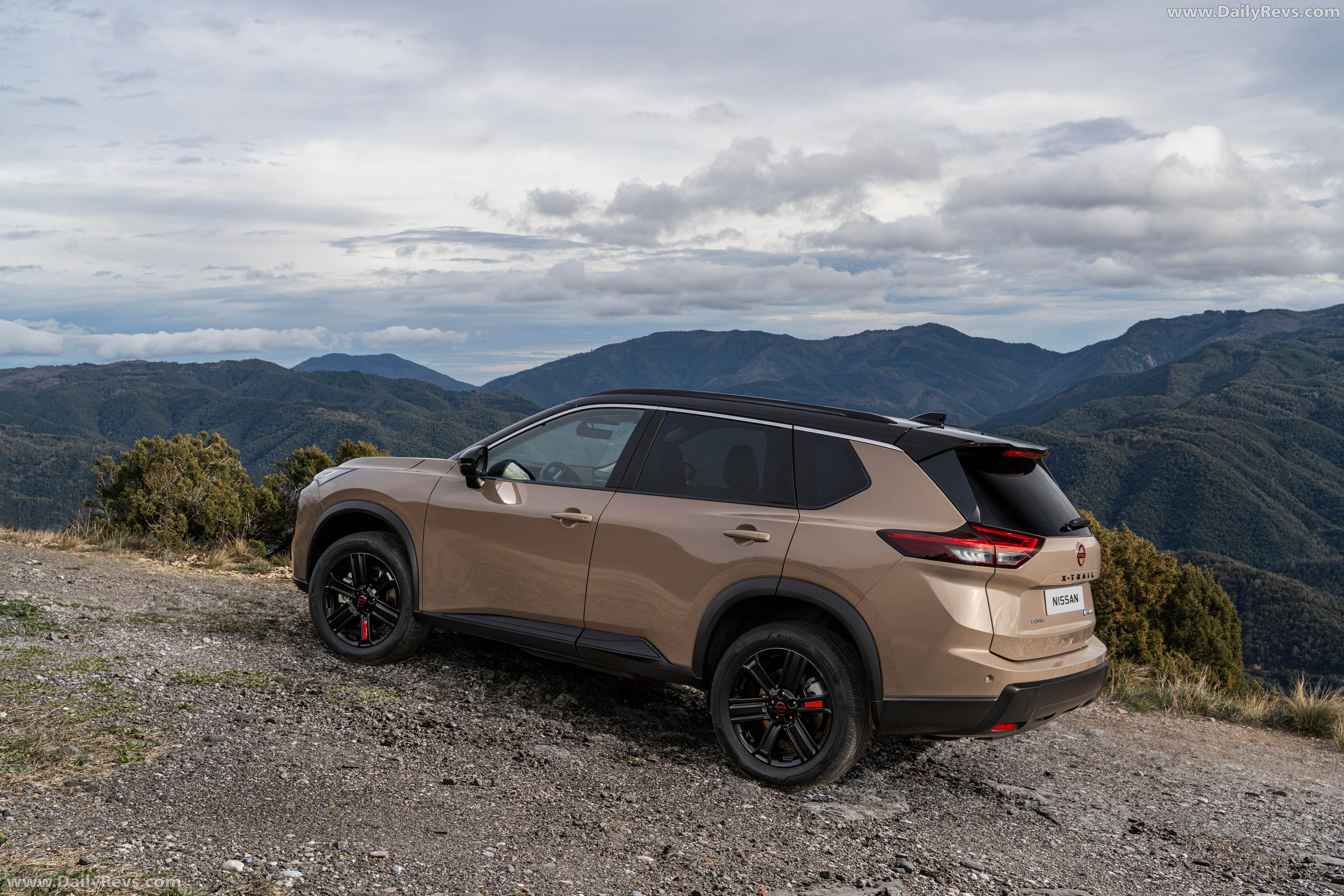 2026 Nissan X-Trail N-Trek Rear View