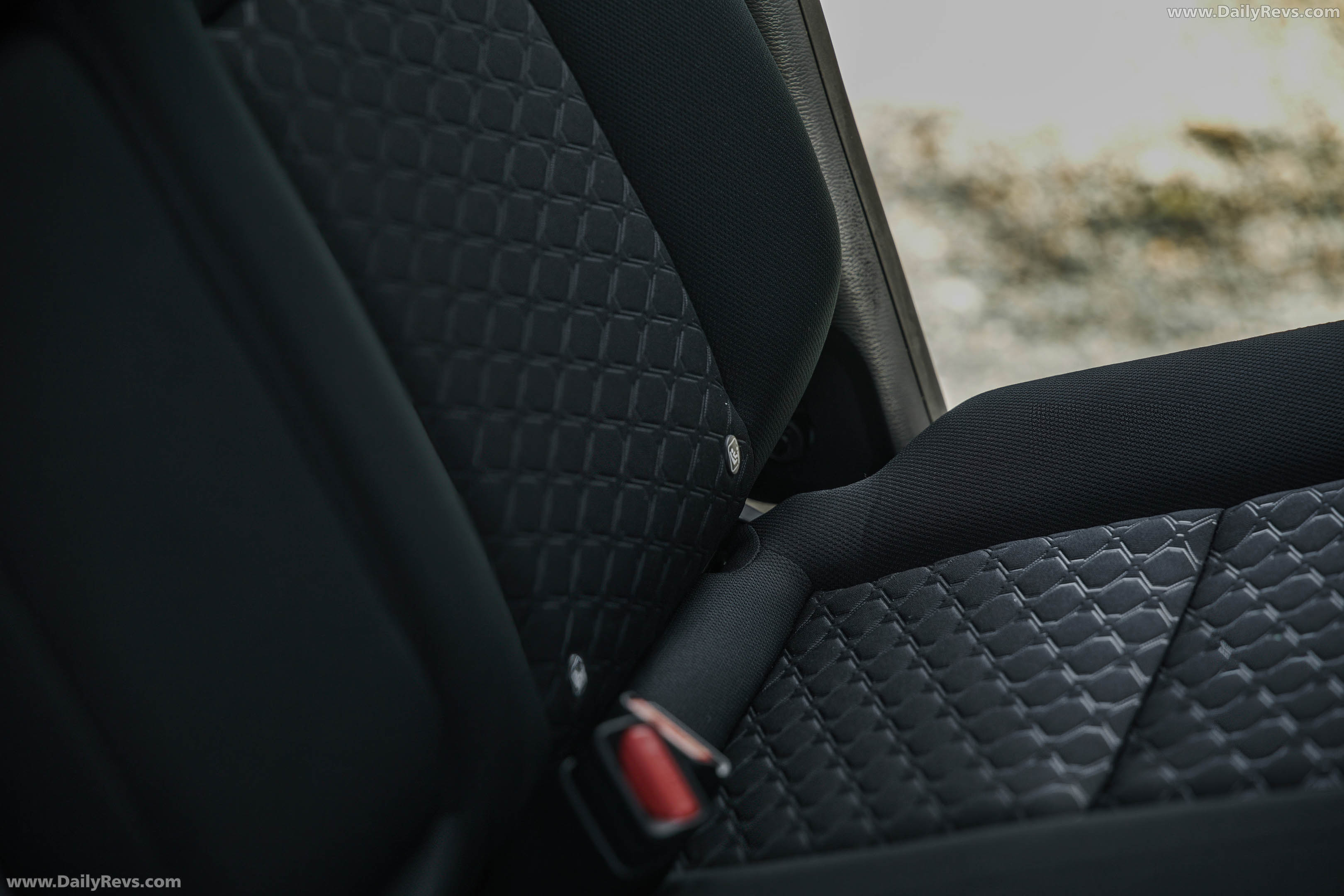 2026 Nissan Navara SL Interior