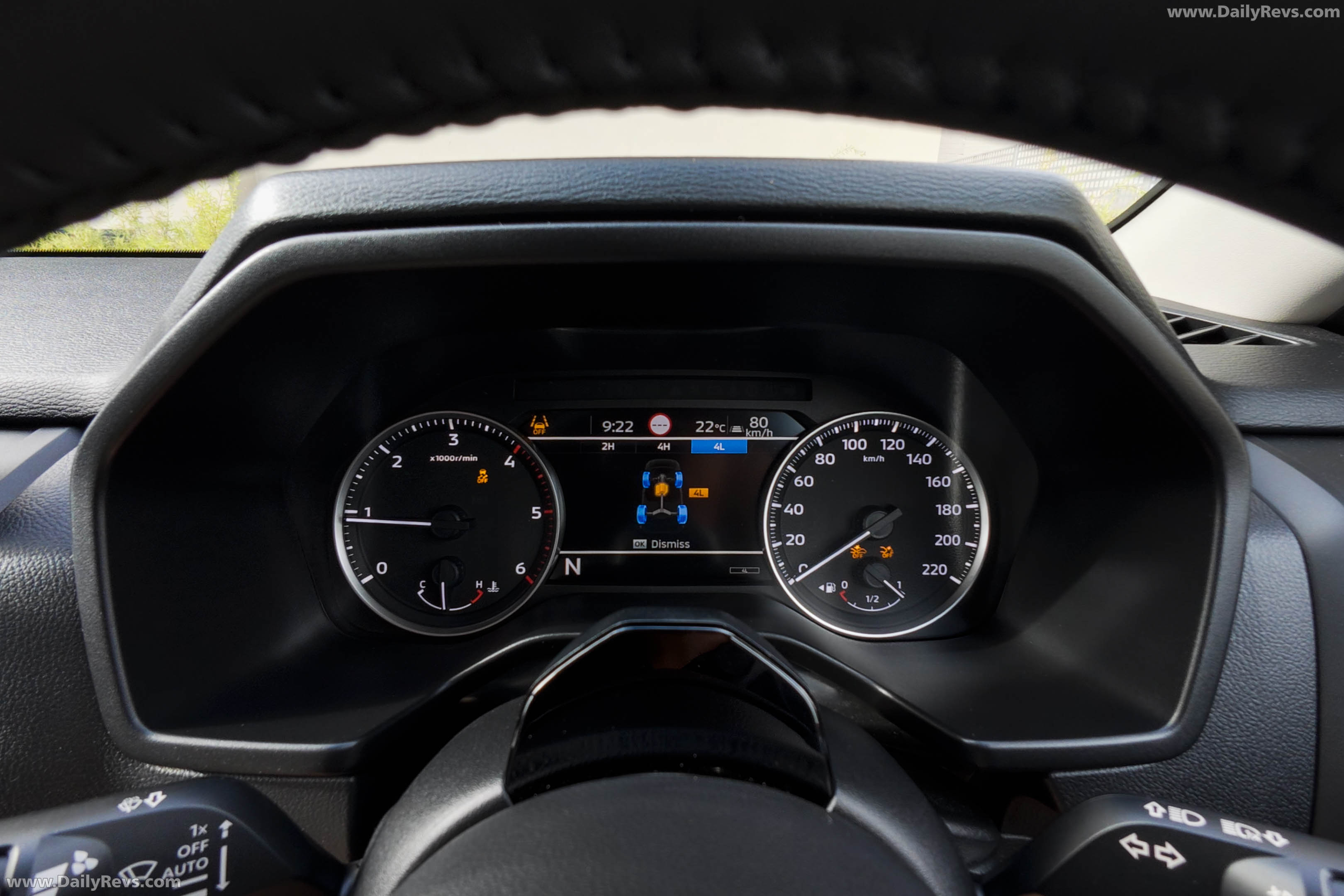 2026 Nissan Navara SL Interior