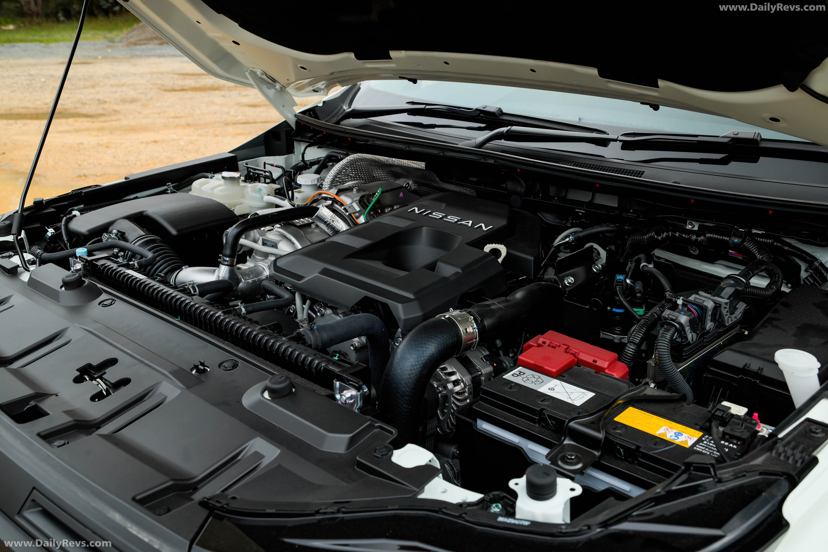 2026 Nissan Navara SL Engine