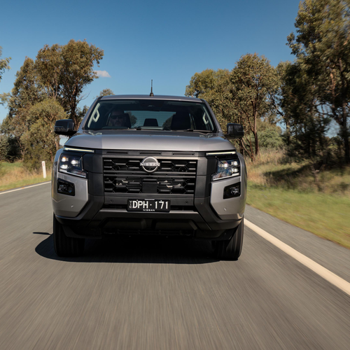 2026 Nissan Navara ST Front View