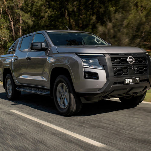 2026 Nissan Navara ST Front View