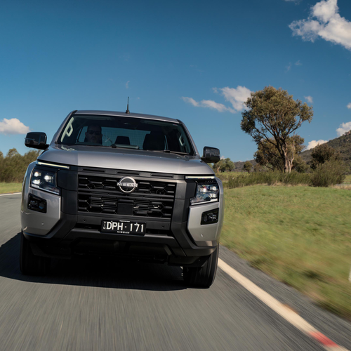 2026 Nissan Navara ST Front View