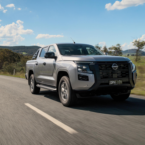 2026 Nissan Navara ST Front View