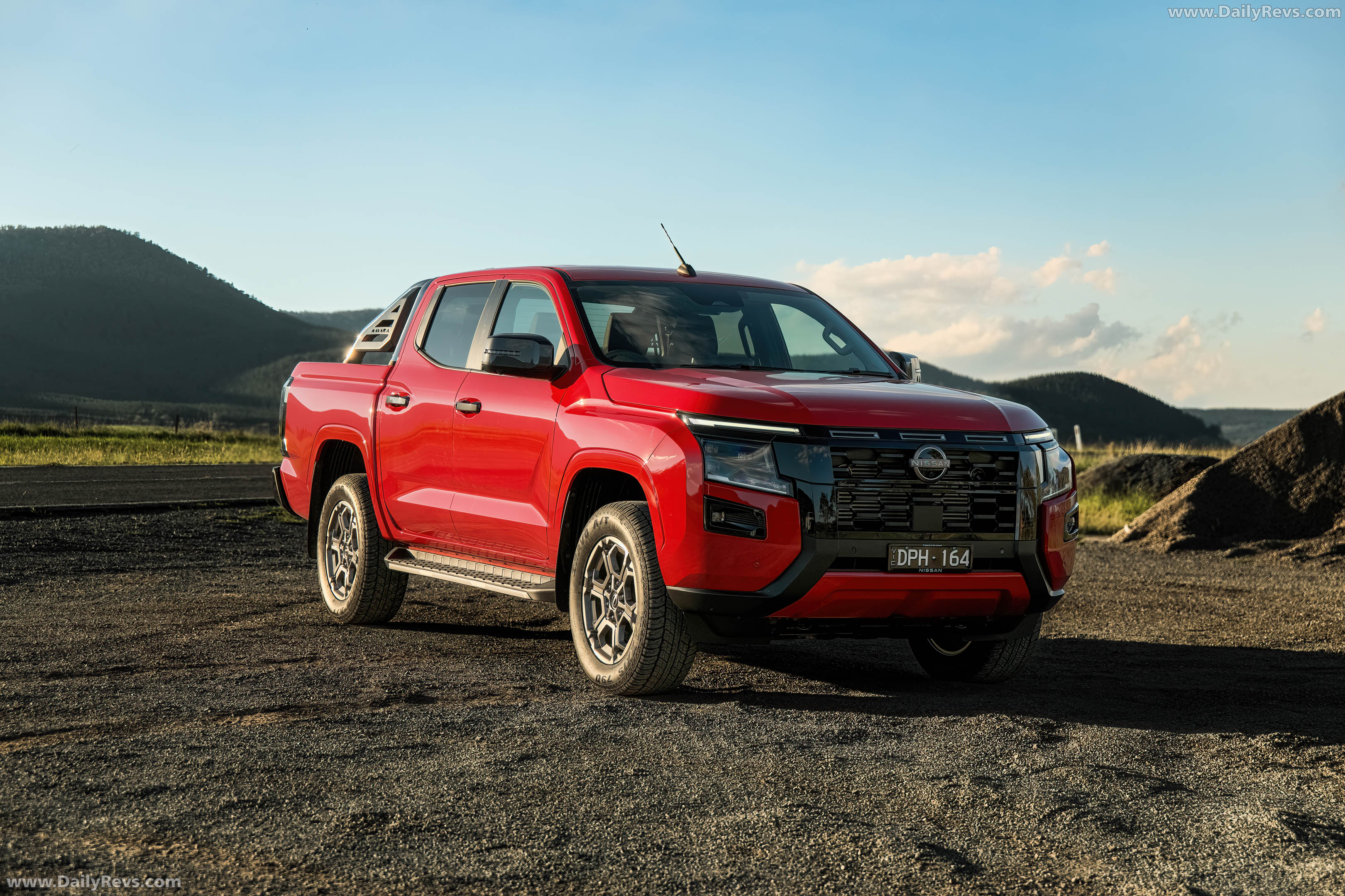 2026 Nissan Navara ST-X Outback Red Front View