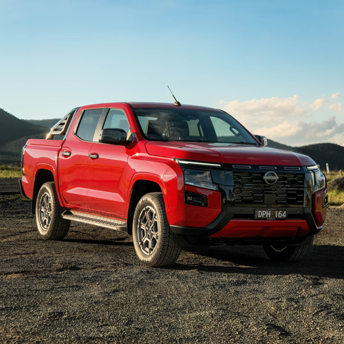 2026 Nissan Navara ST-X Outback Red Front View
