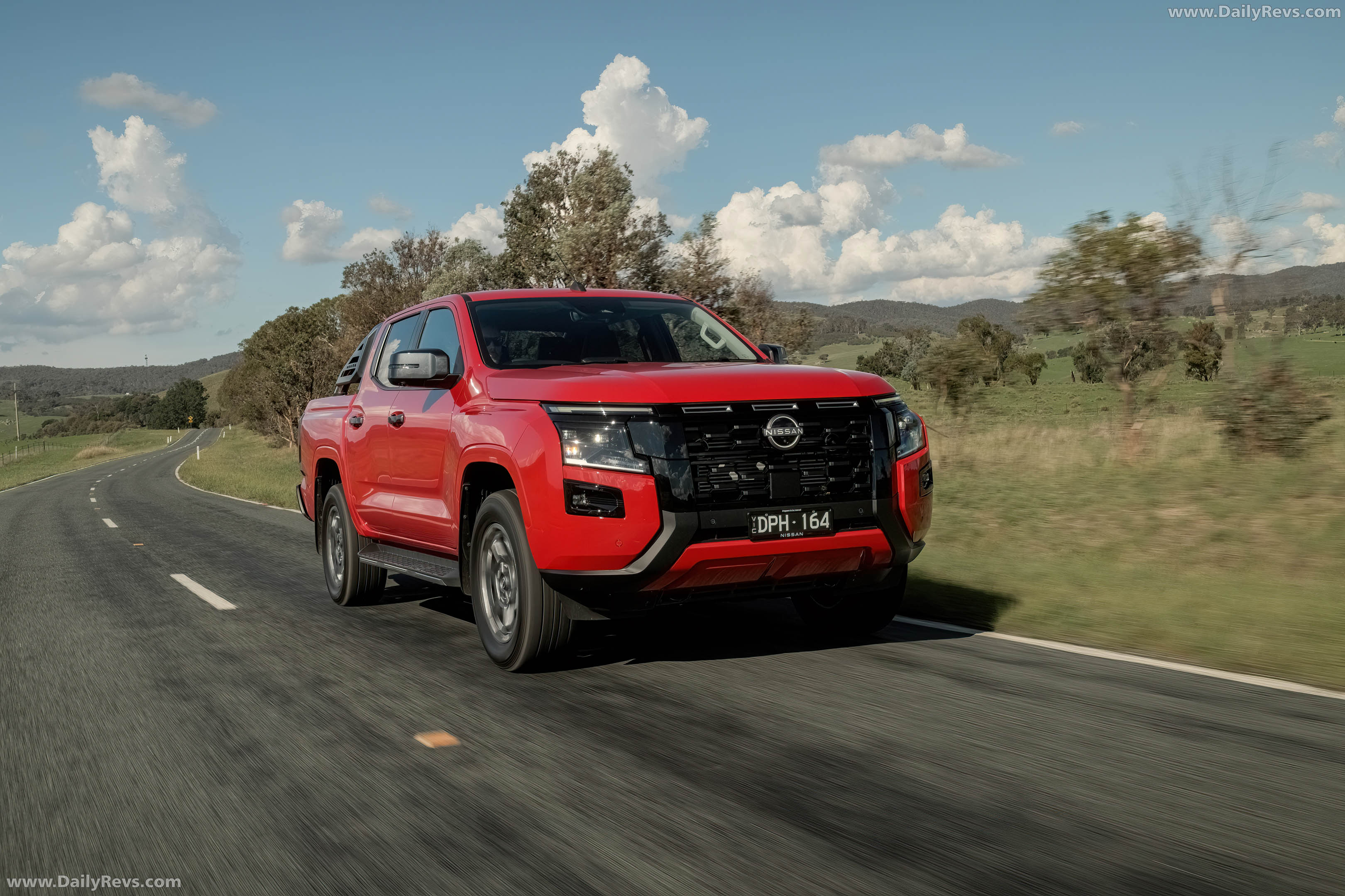 2026 Nissan Navara ST-X Outback Red Front View