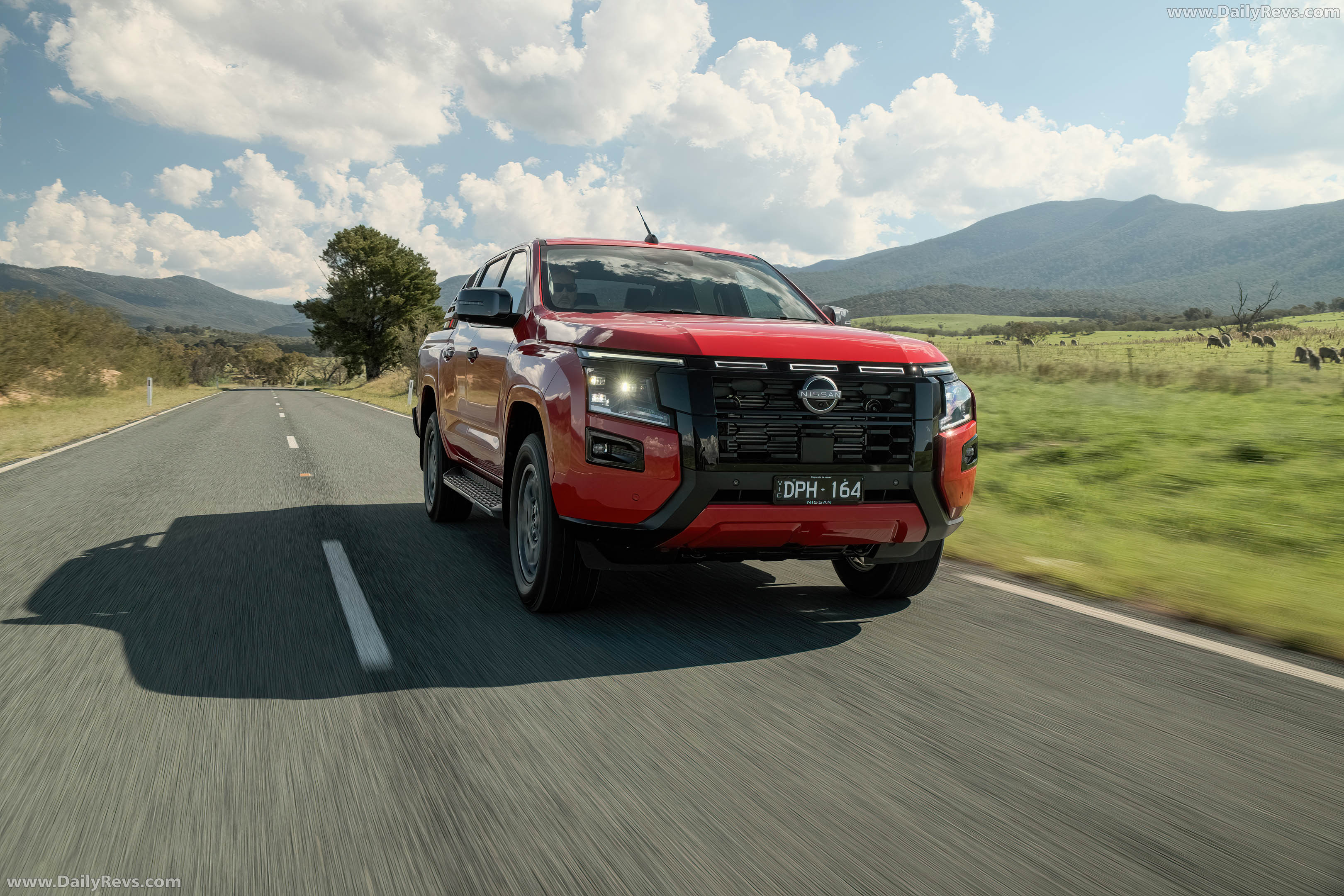 2026 Nissan Navara ST-X Outback Red Front View