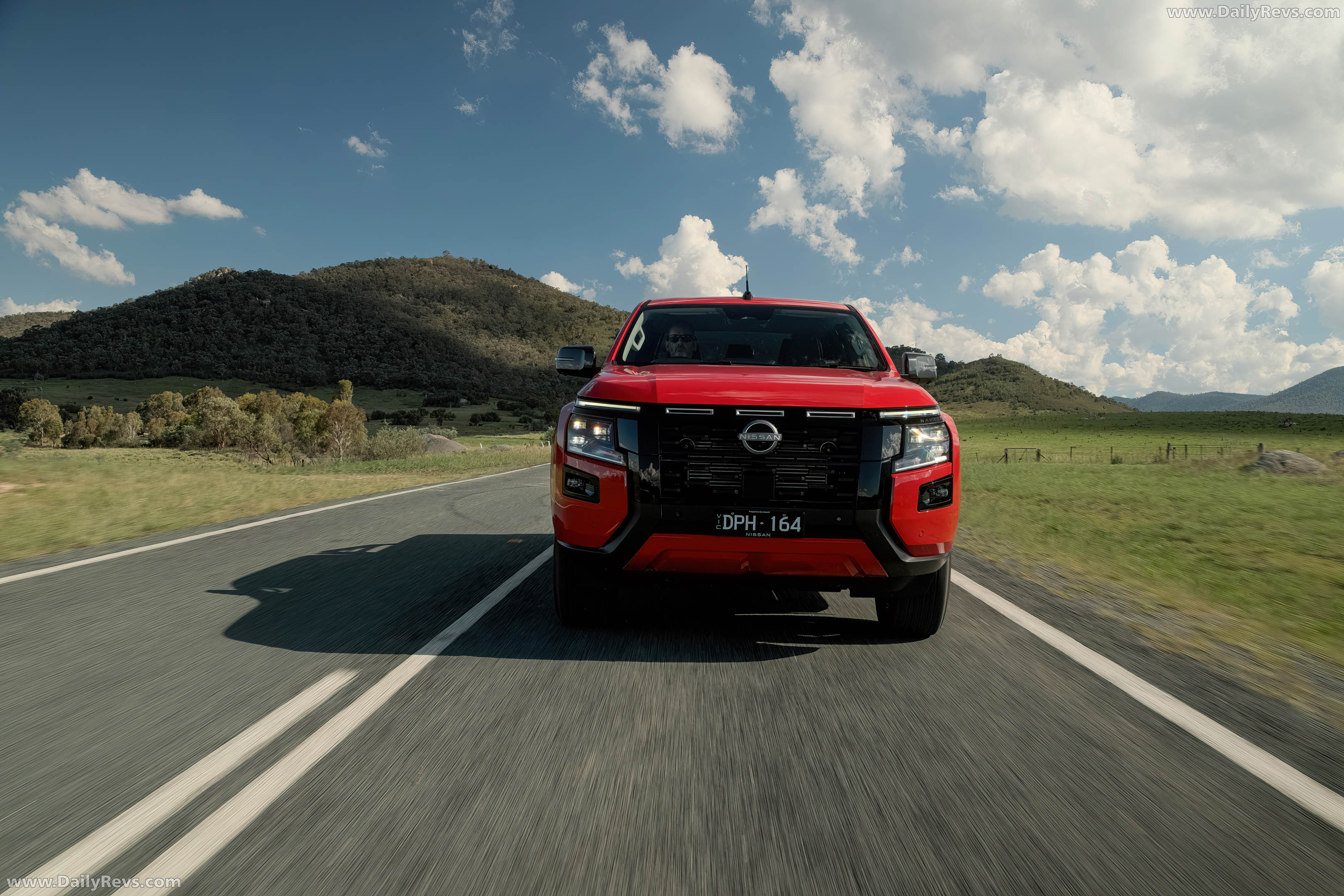 2026 Nissan Navara ST-X Outback Red Front View