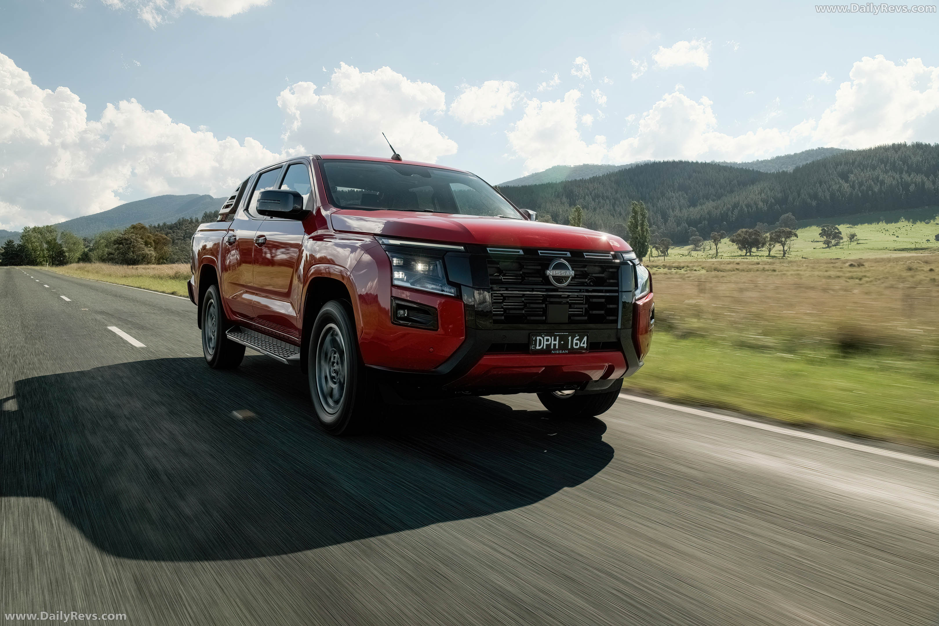 2026 Nissan Navara ST-X Outback Red Front View