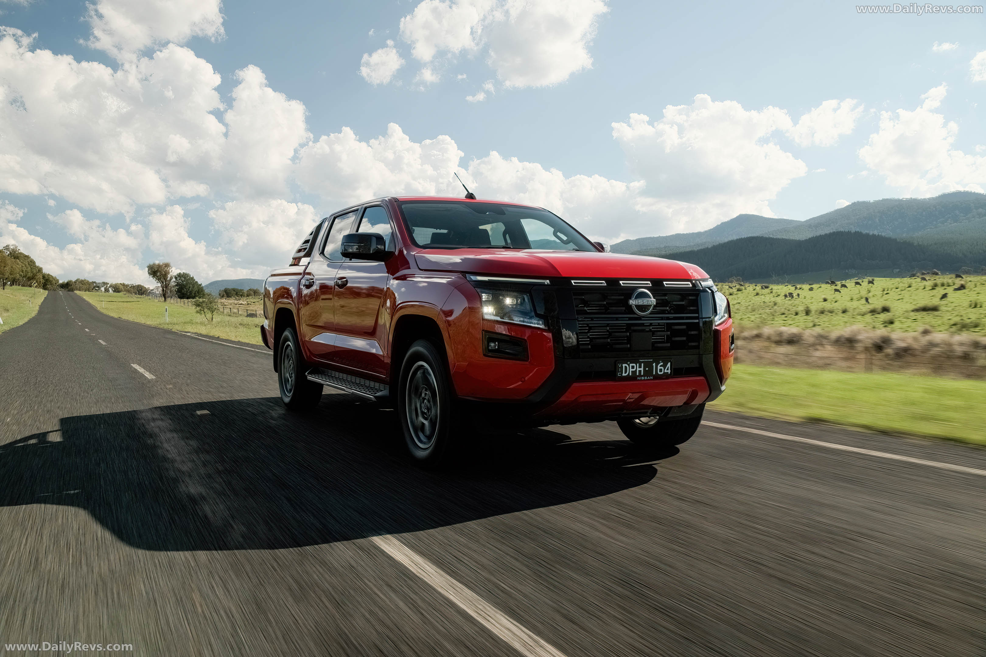 2026 Nissan Navara ST-X Outback Red Front View