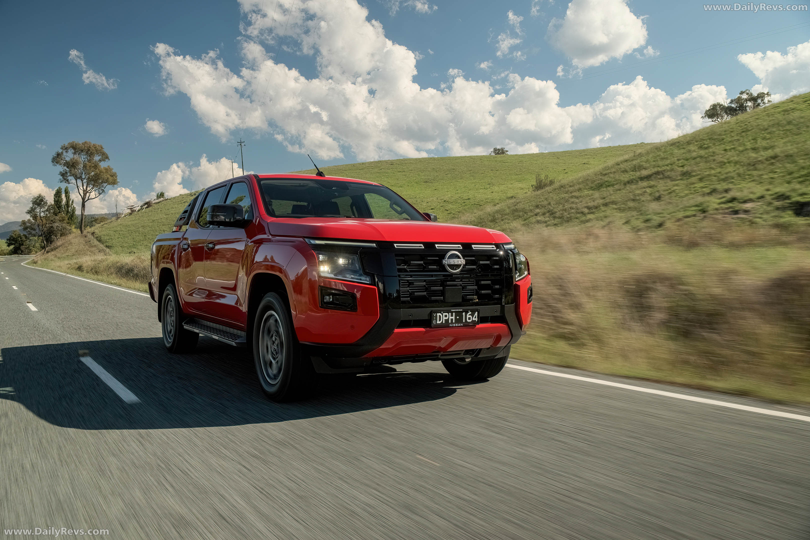 2026 Nissan Navara ST-X Outback Red Front View