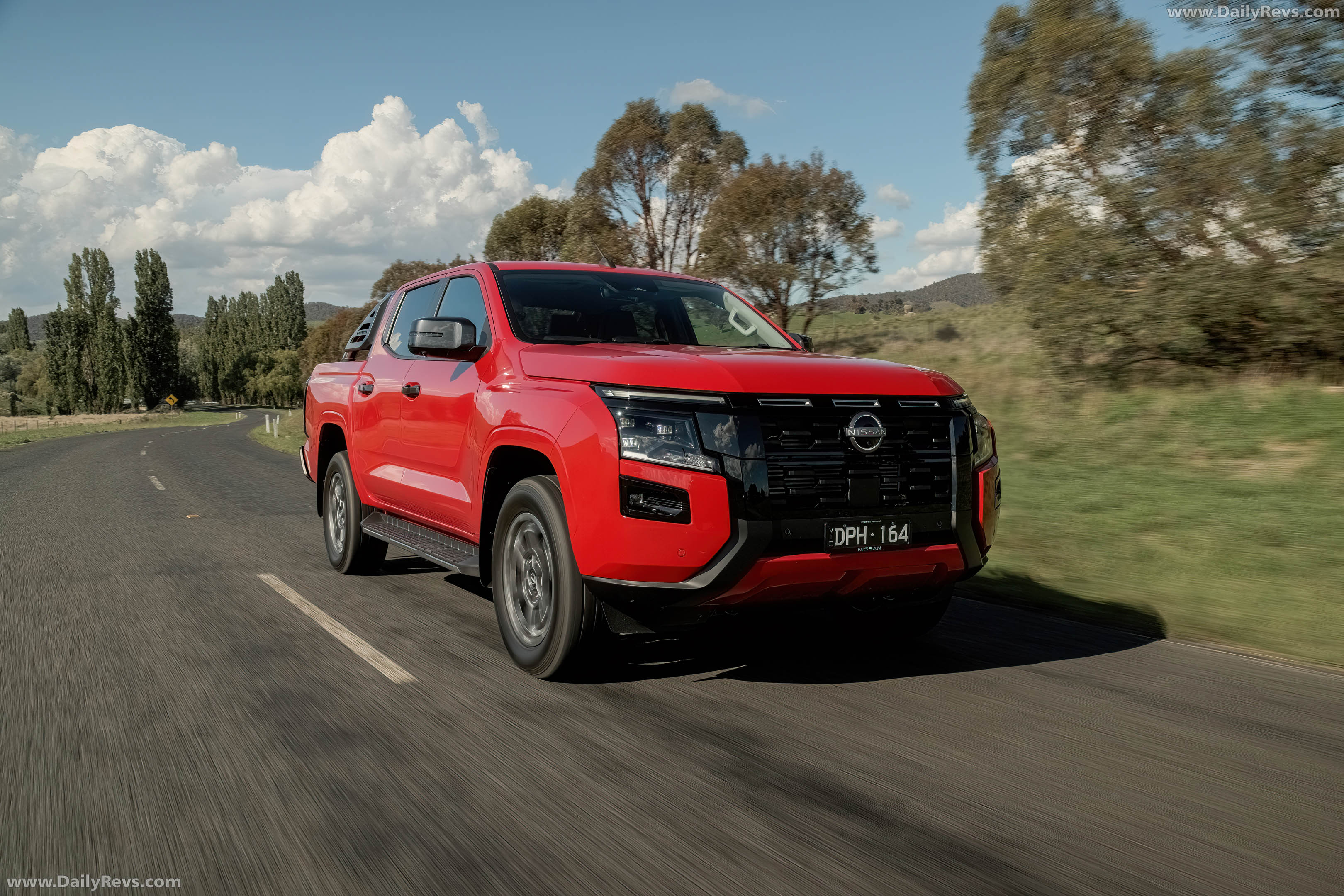 2026 Nissan Navara ST-X Outback Red Front View