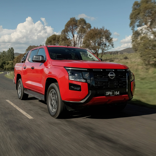 2026 Nissan Navara ST-X Outback Red Front View