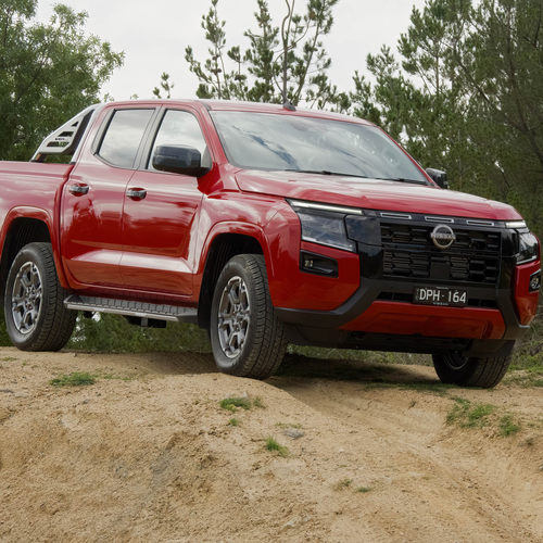 2026 Nissan Navara ST-X Outback Red Front View