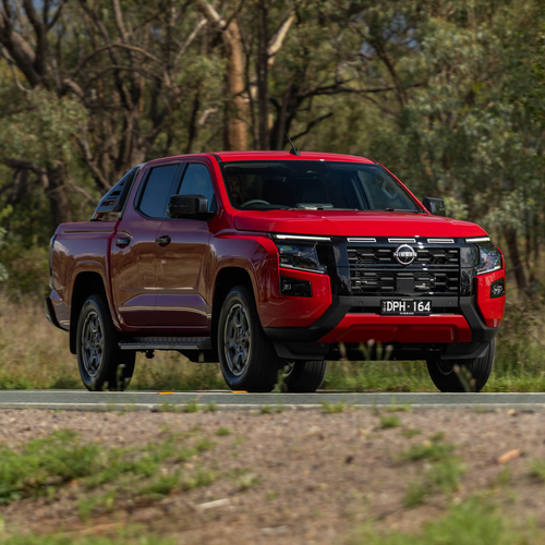 2026 Nissan Navara ST-X Outback Red Front View